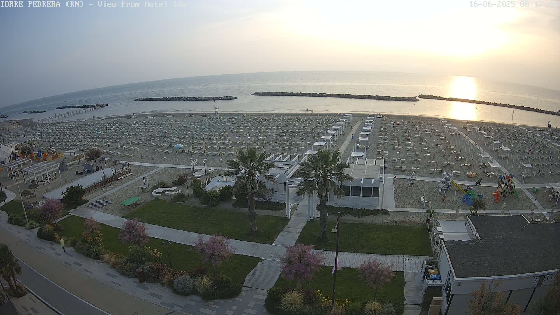 Rimini, Torre Pedrera Beach Live Cam - Emilia-Romagna, Italy