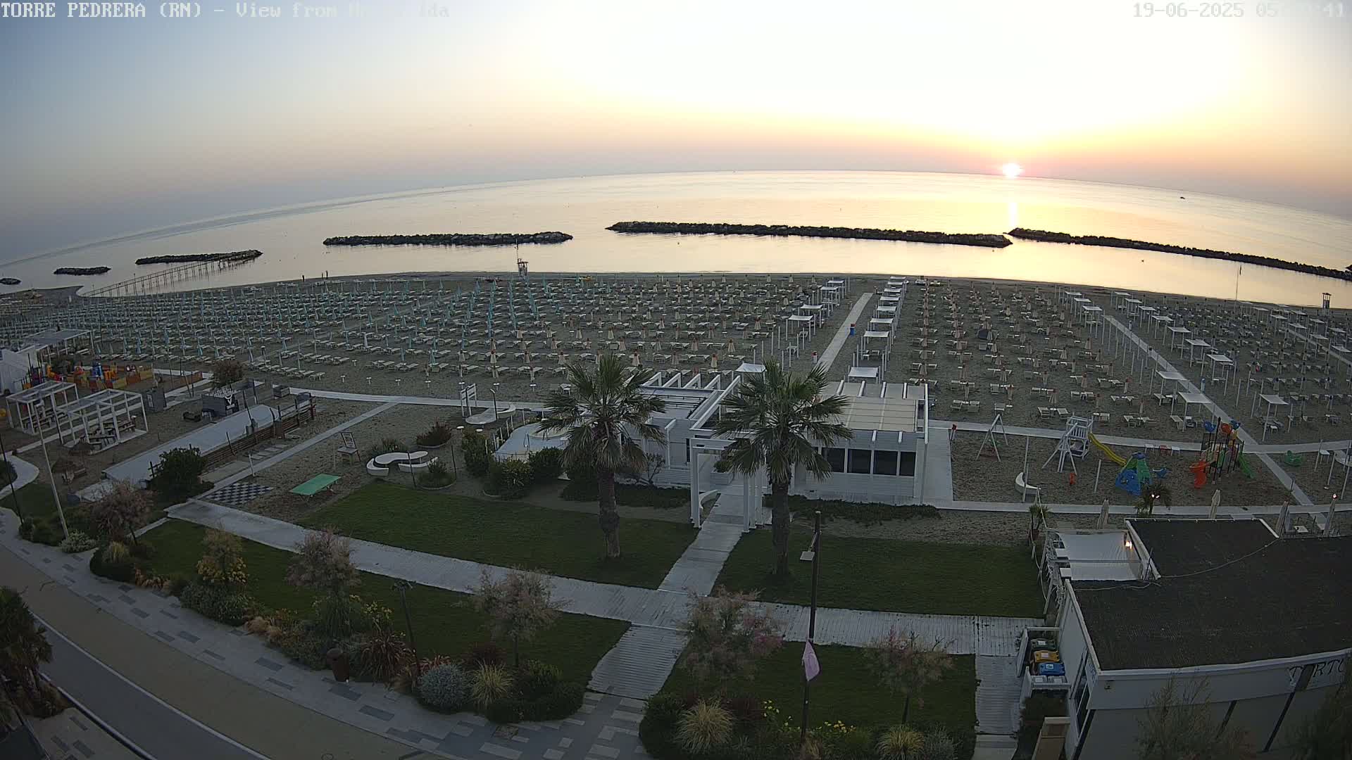 Rimini, Torre Pedrera Beach Live Cam - Emilia-Romagna, Italy
