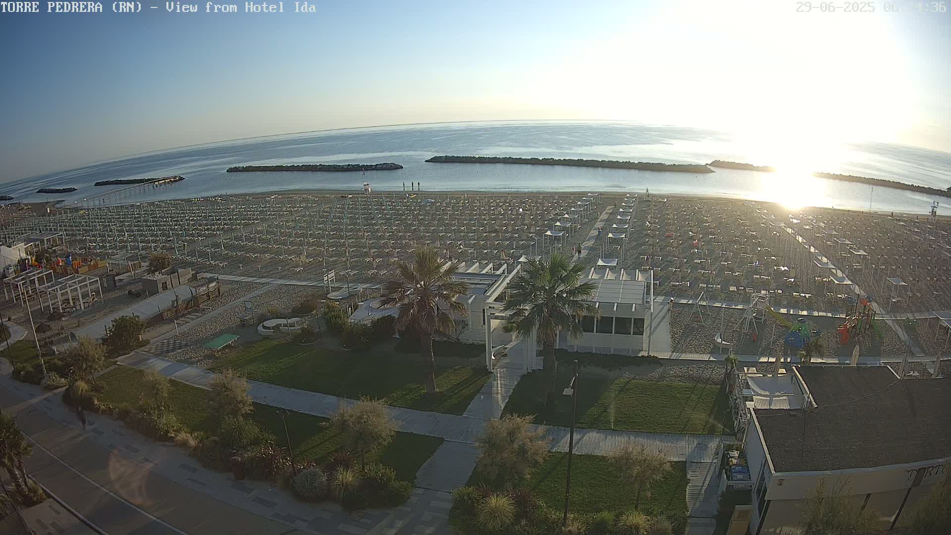 Rimini, Torre Pedrera Beach Live Cam - Emilia-Romagna, Italy