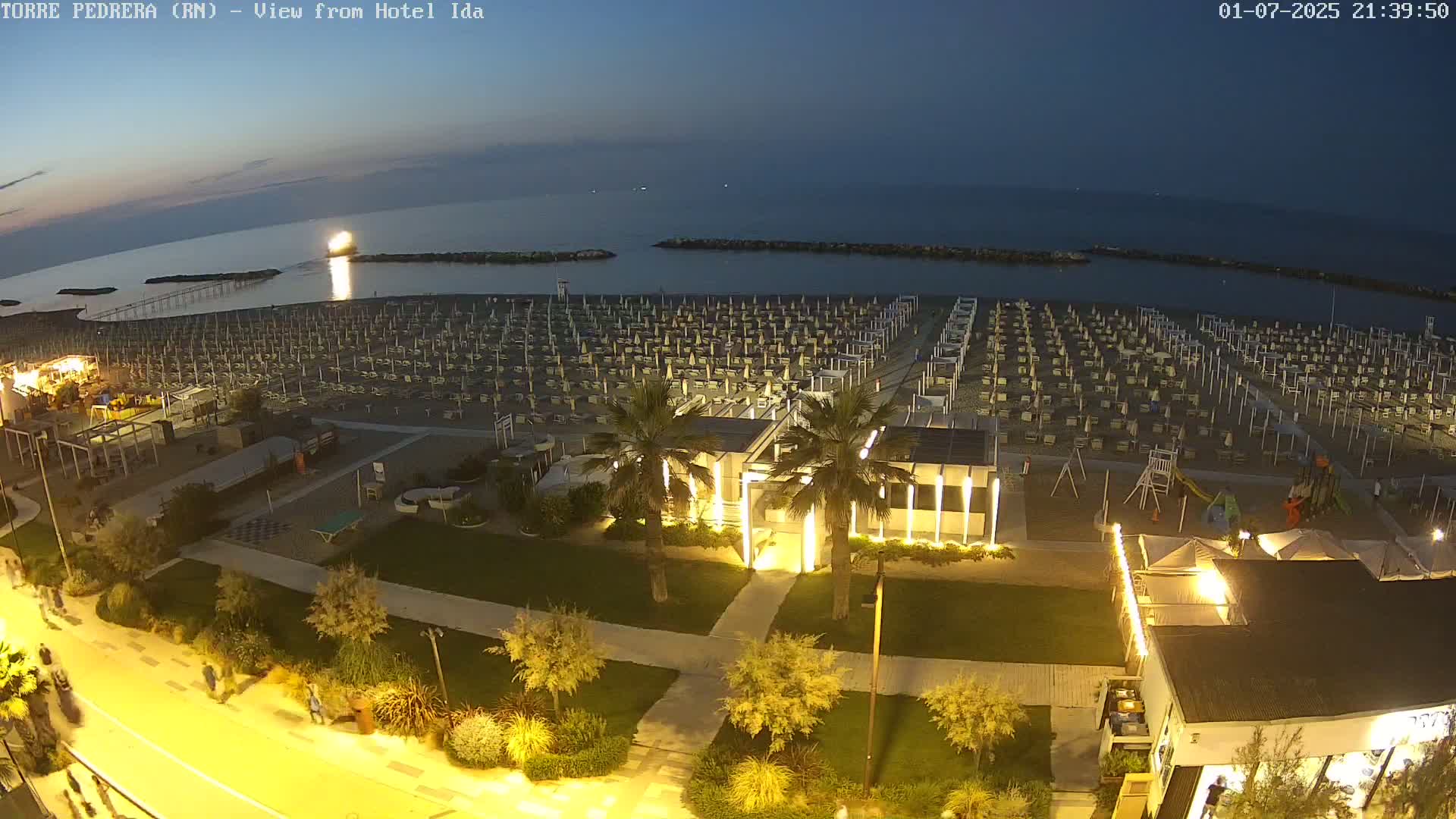 Rimini, Torre Pedrera Beach Live Cam - Emilia-Romagna, Italy
