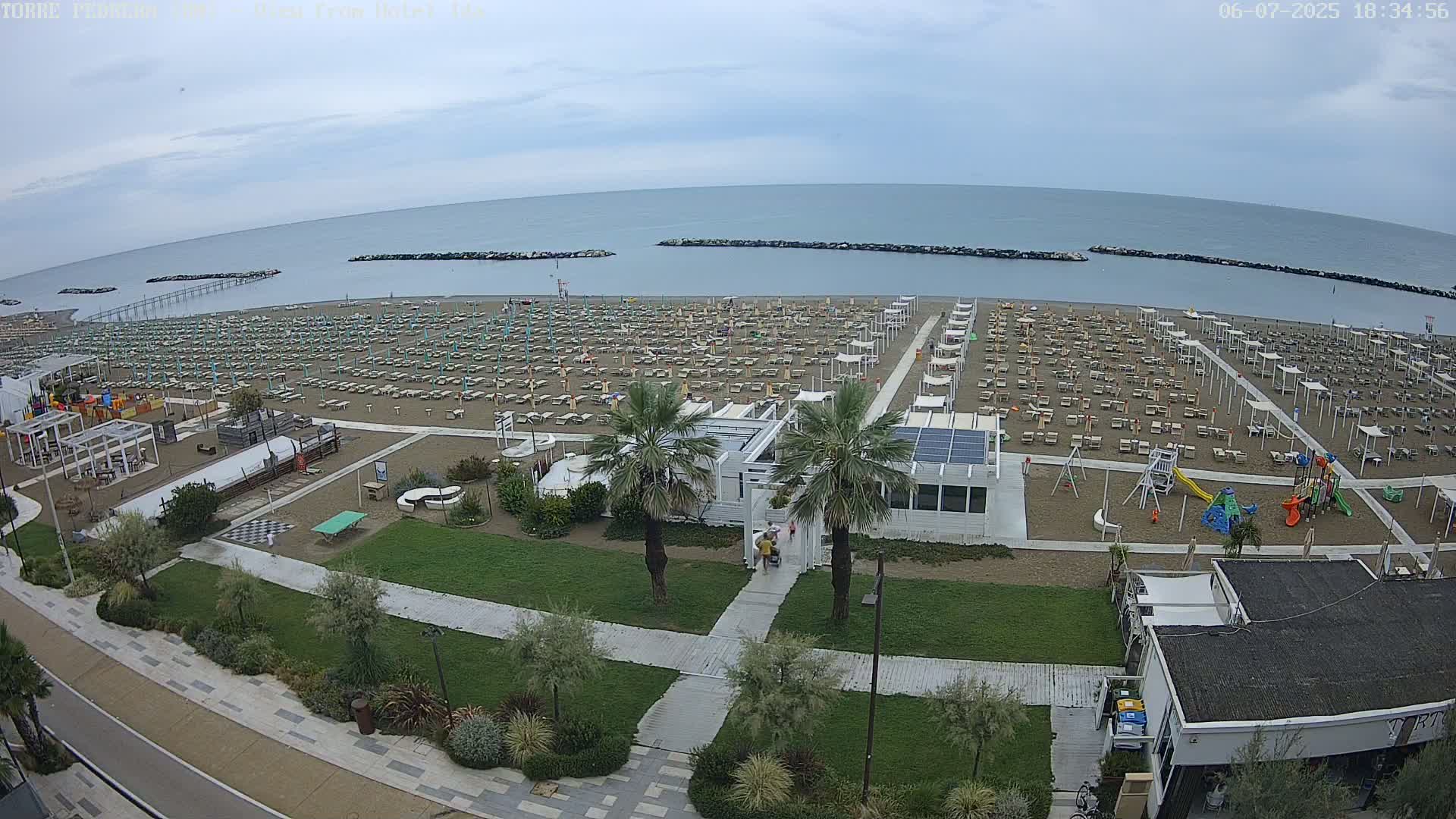 Rimini, Torre Pedrera Beach Live Cam - Emilia-Romagna, Italy
