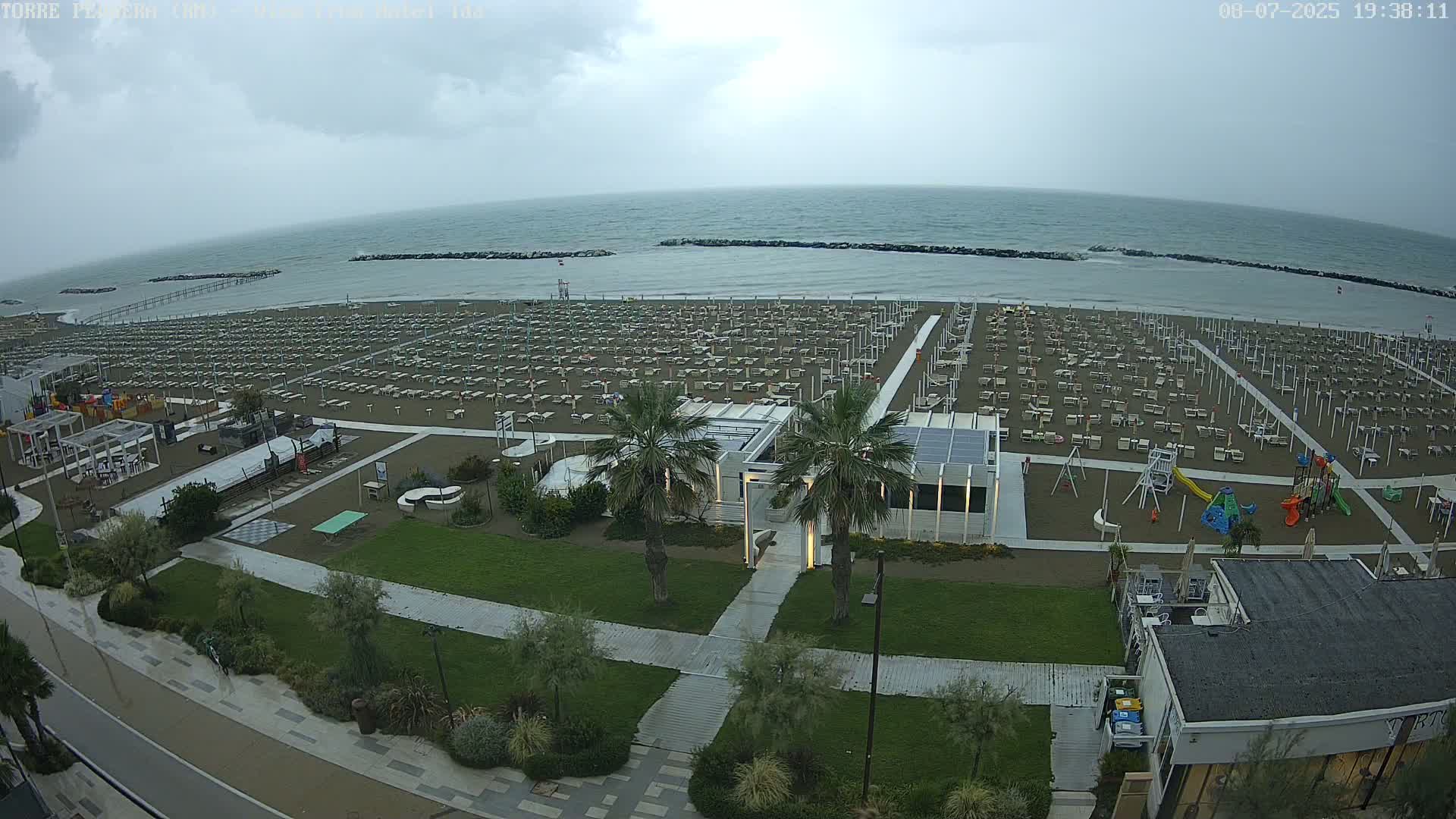 Rimini, Torre Pedrera Beach Live Cam - Emilia-Romagna, Italy