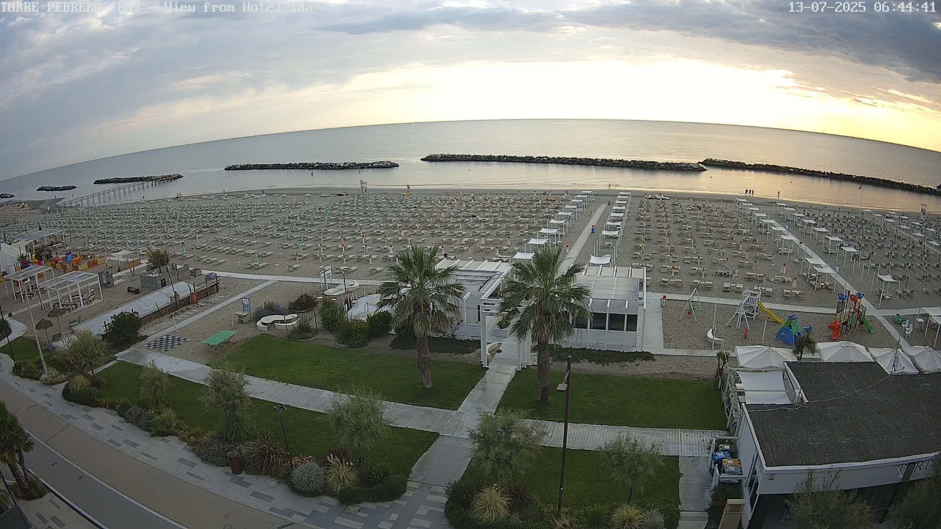 Rimini, Torre Pedrera Beach Live Cam - Emilia-Romagna, Italy