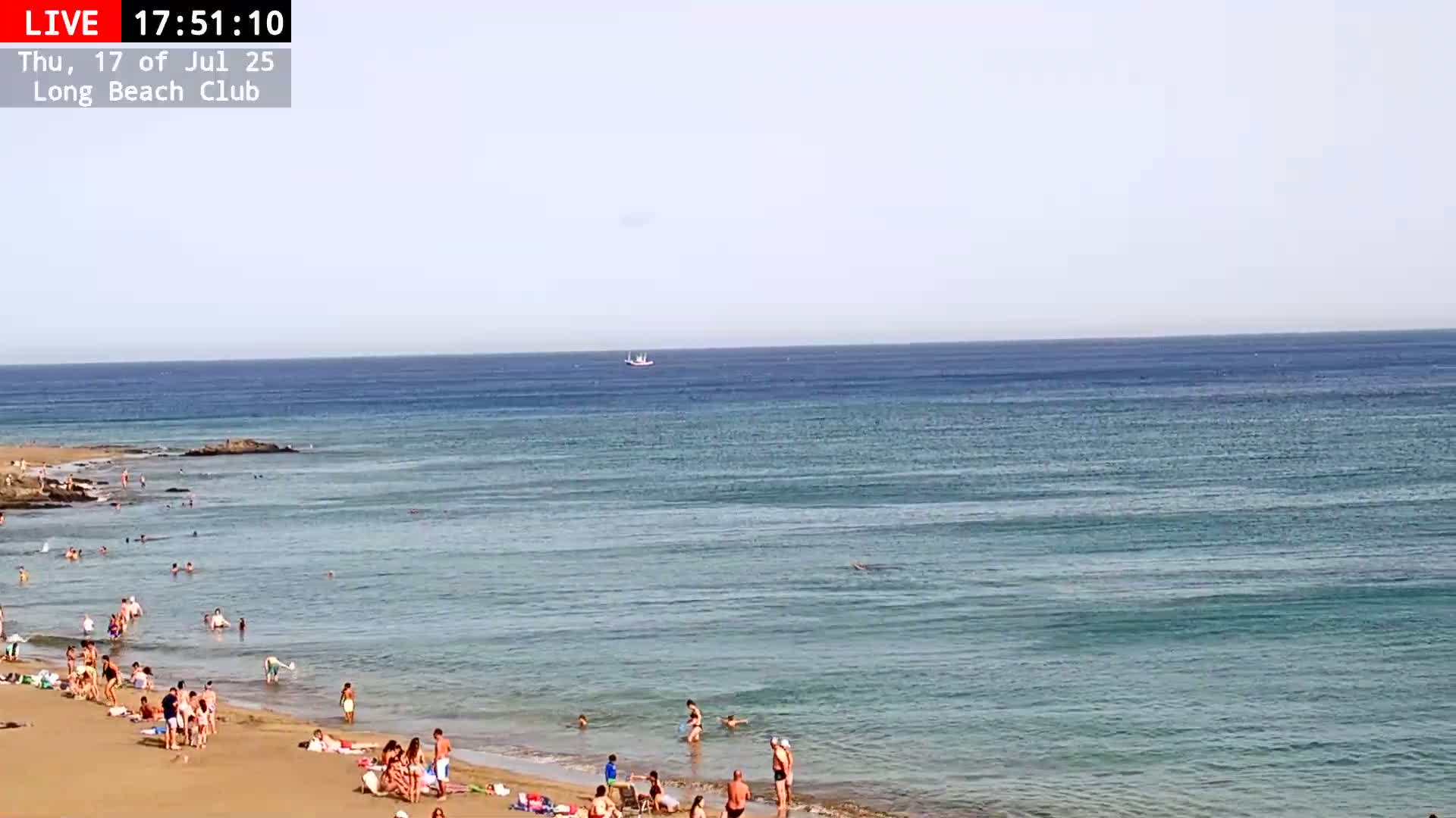 Lanzarote, Puerto del Carmen Beach Live Cam - Canary Islands, Las Palmas, Spain