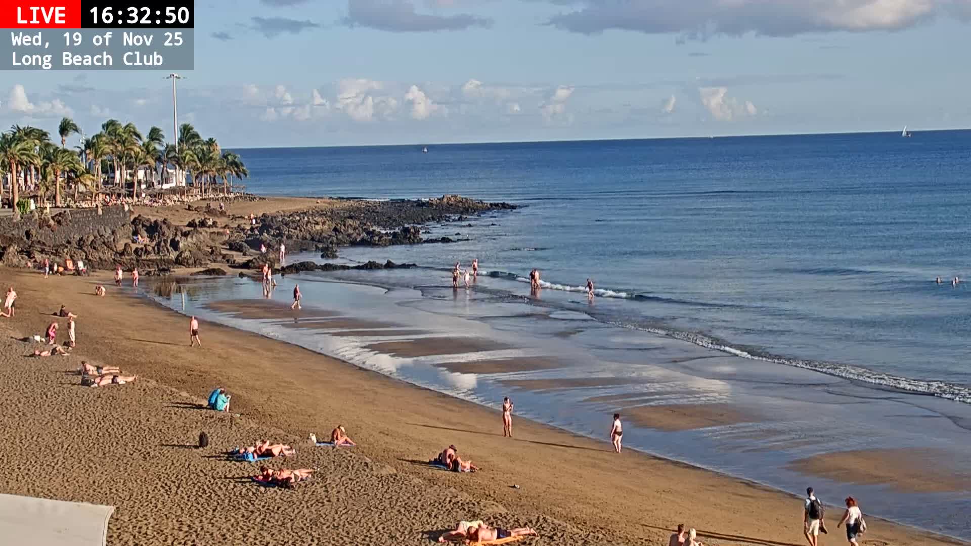 Lanzarote, Puerto del Carmen Beach Live Cam - Canary Islands, Las Palmas, Spain