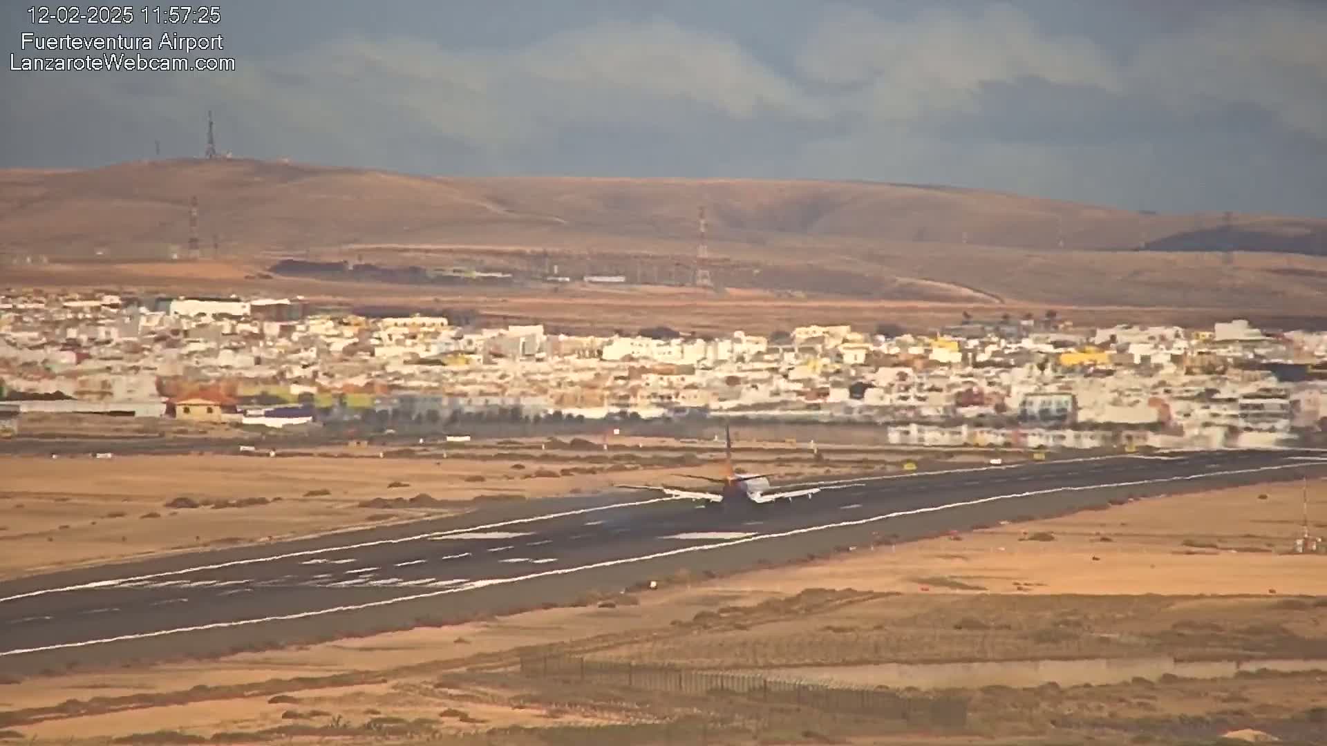 Fuerteventura Airport Live Cam - Canary Island, Las Palmas, Spain
