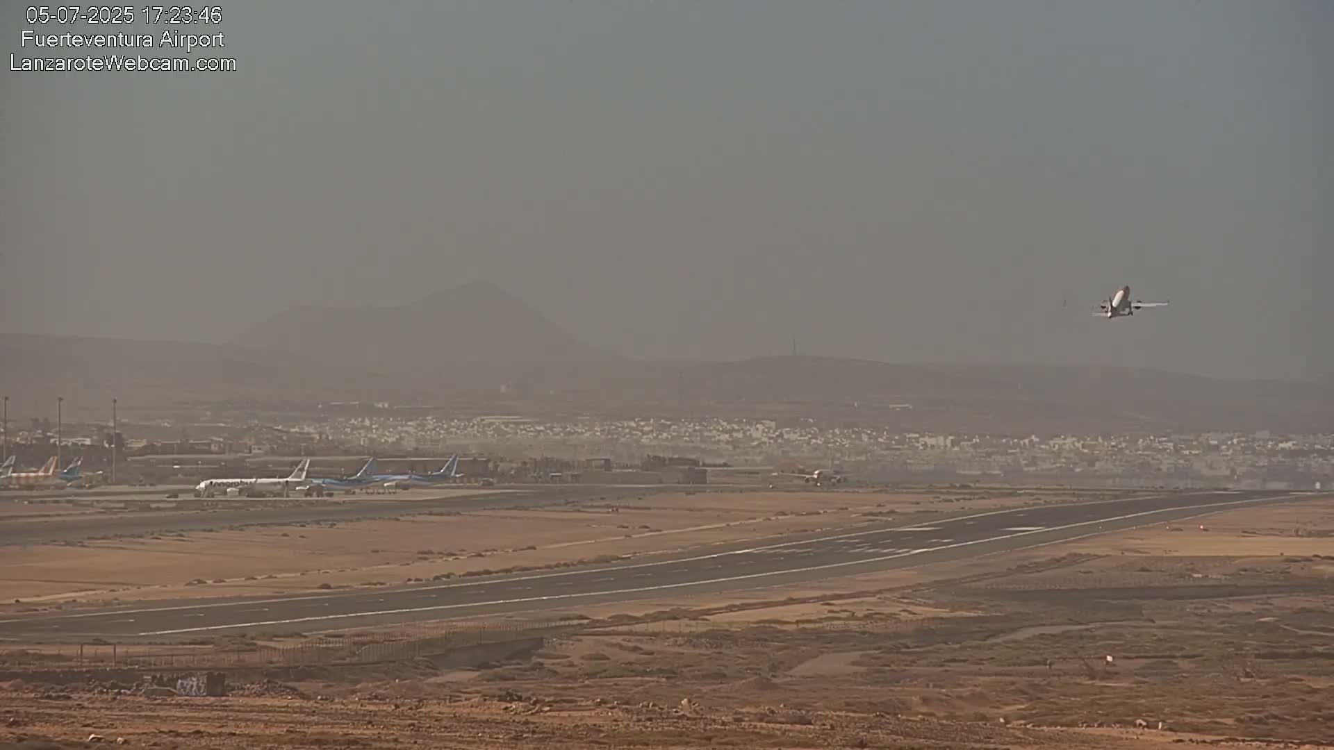 Fuerteventura Airport Live Cam - Canary Island, Las Palmas, Spain