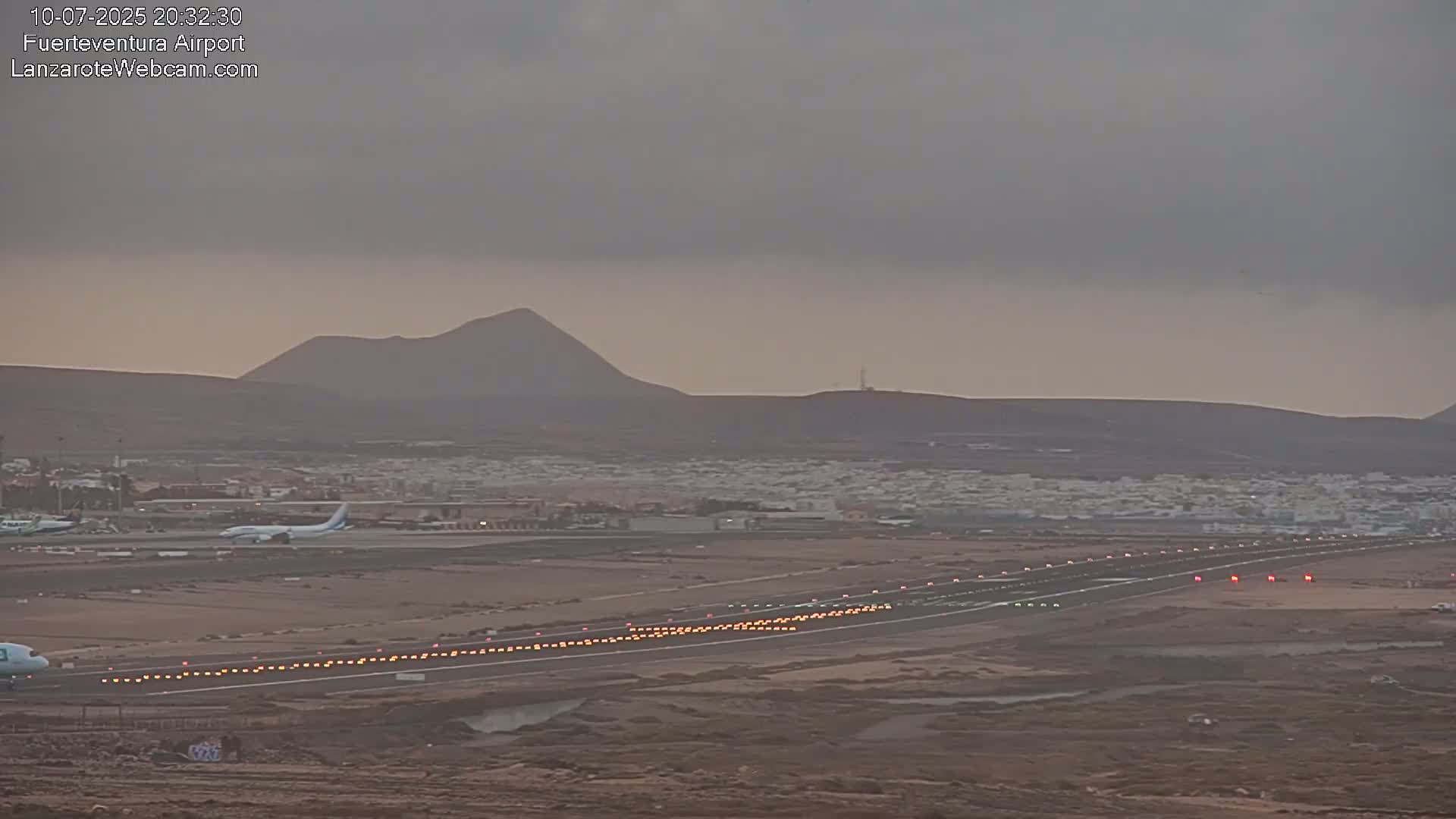 Fuerteventura Airport Live Cam - Canary Island, Las Palmas, Spain