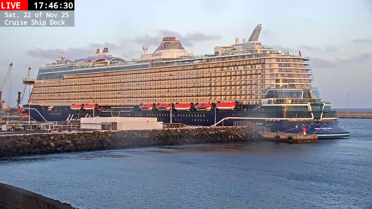 Lanzarote, Arrecife Harbor, Cruise Ship Dock Live Cam - Canary Islands, Las Palmas, Spain