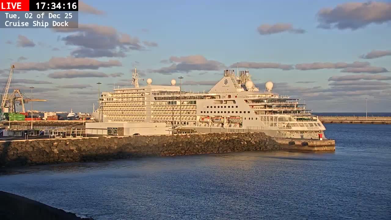 Lanzarote, Arrecife Harbor, Cruise Ship Dock Live Cam - Canary Islands, Las Palmas, Spain