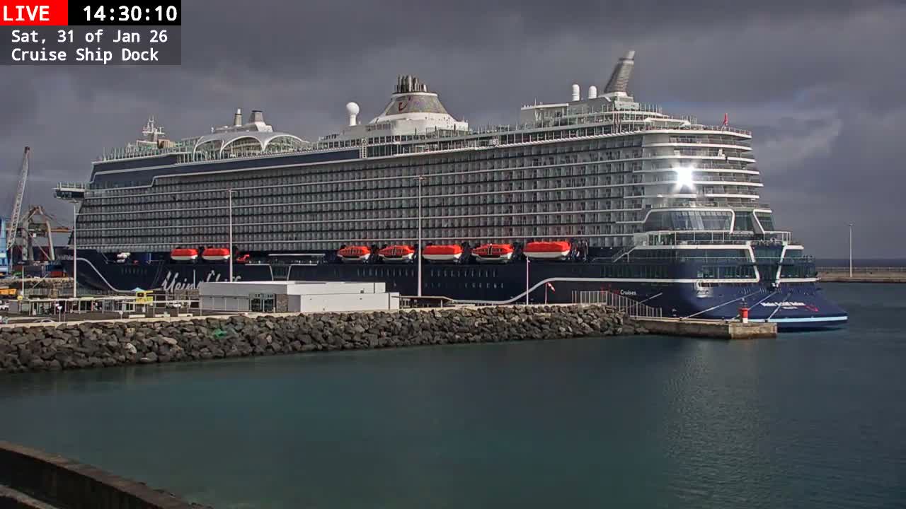 Lanzarote, Arrecife Harbor, Cruise Ship Dock Live Cam - Canary Islands, Las Palmas, Spain