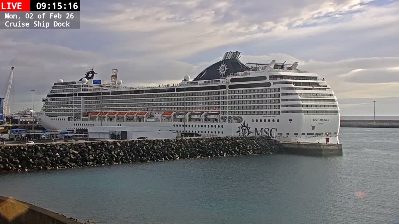 Lanzarote, Arrecife Harbor, Cruise Ship Dock Live Cam - Canary Islands, Las Palmas, Spain
