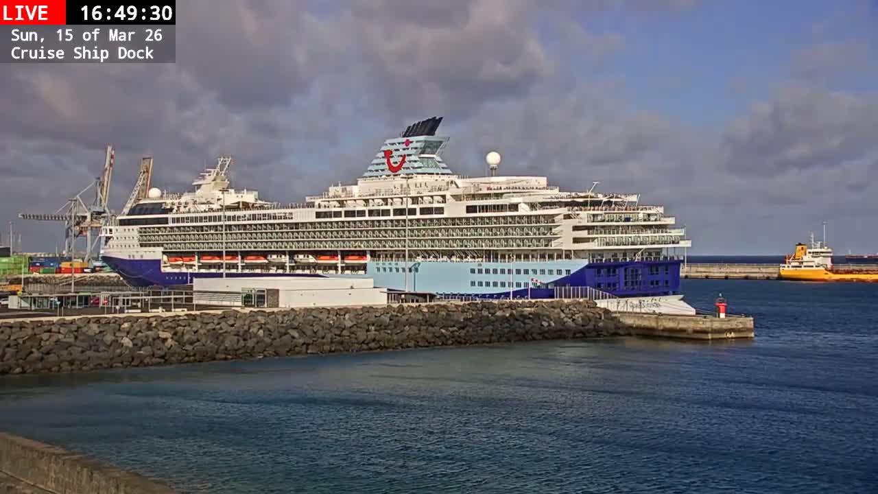 Lanzarote, Arrecife Harbor, Cruise Ship Dock Live Cam - Canary Islands, Las Palmas, Spain