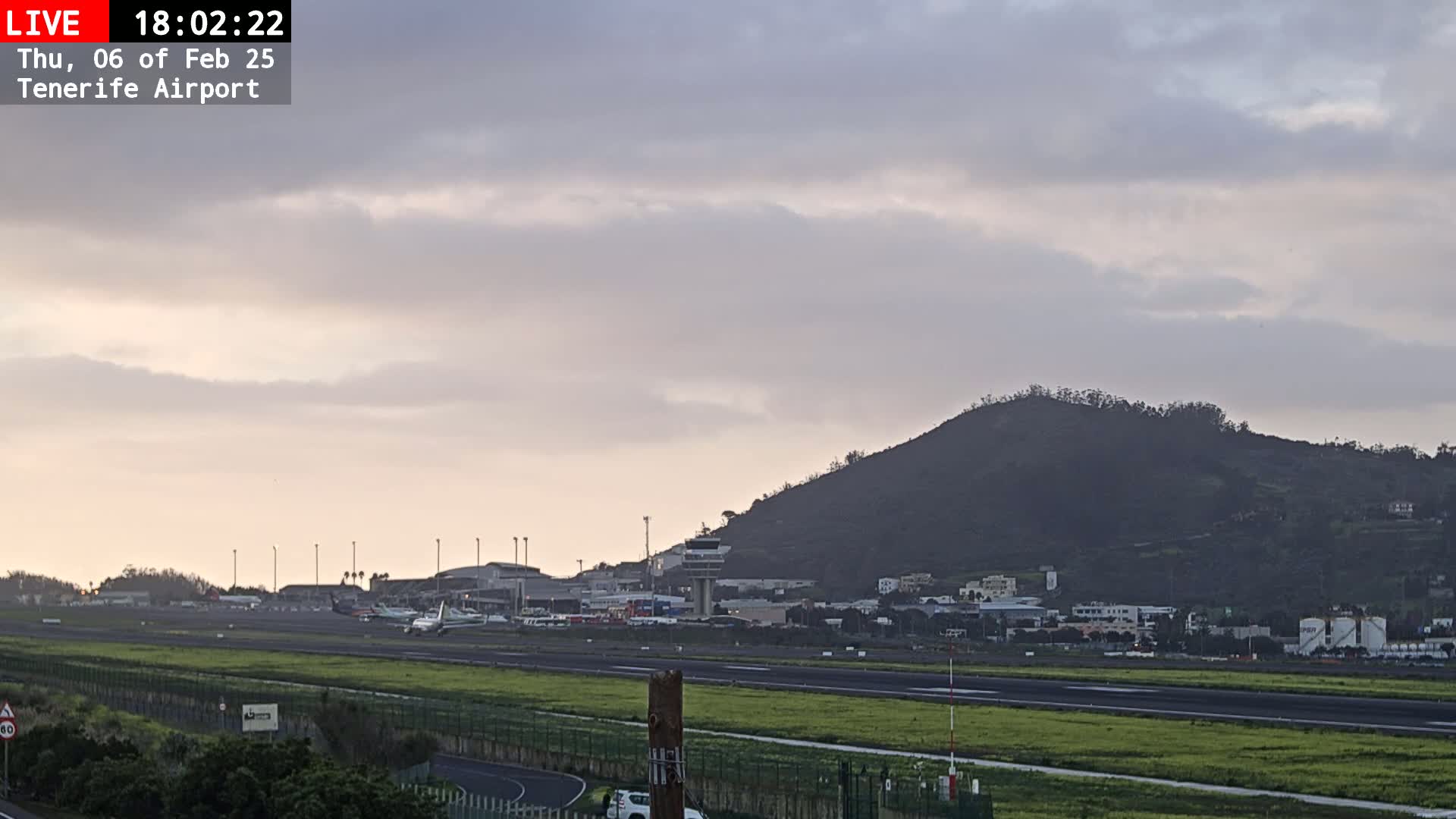 (Los Rodeos)Tenerife North Airport Live Cam - Las Palmas, Spain