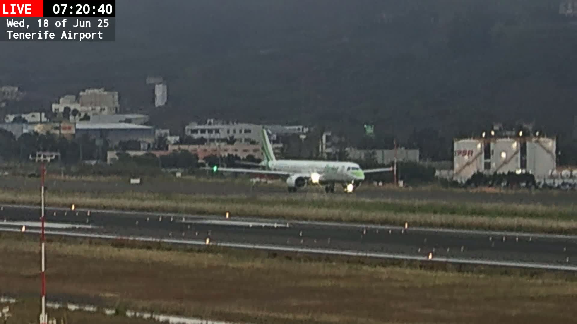(Los Rodeos)Tenerife North Airport Live Cam - Las Palmas, Spain