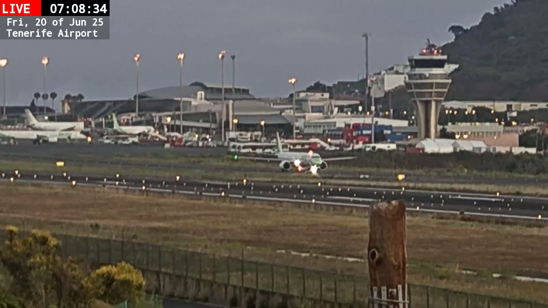 (Los Rodeos)Tenerife North Airport Live Cam - Las Palmas, Spain