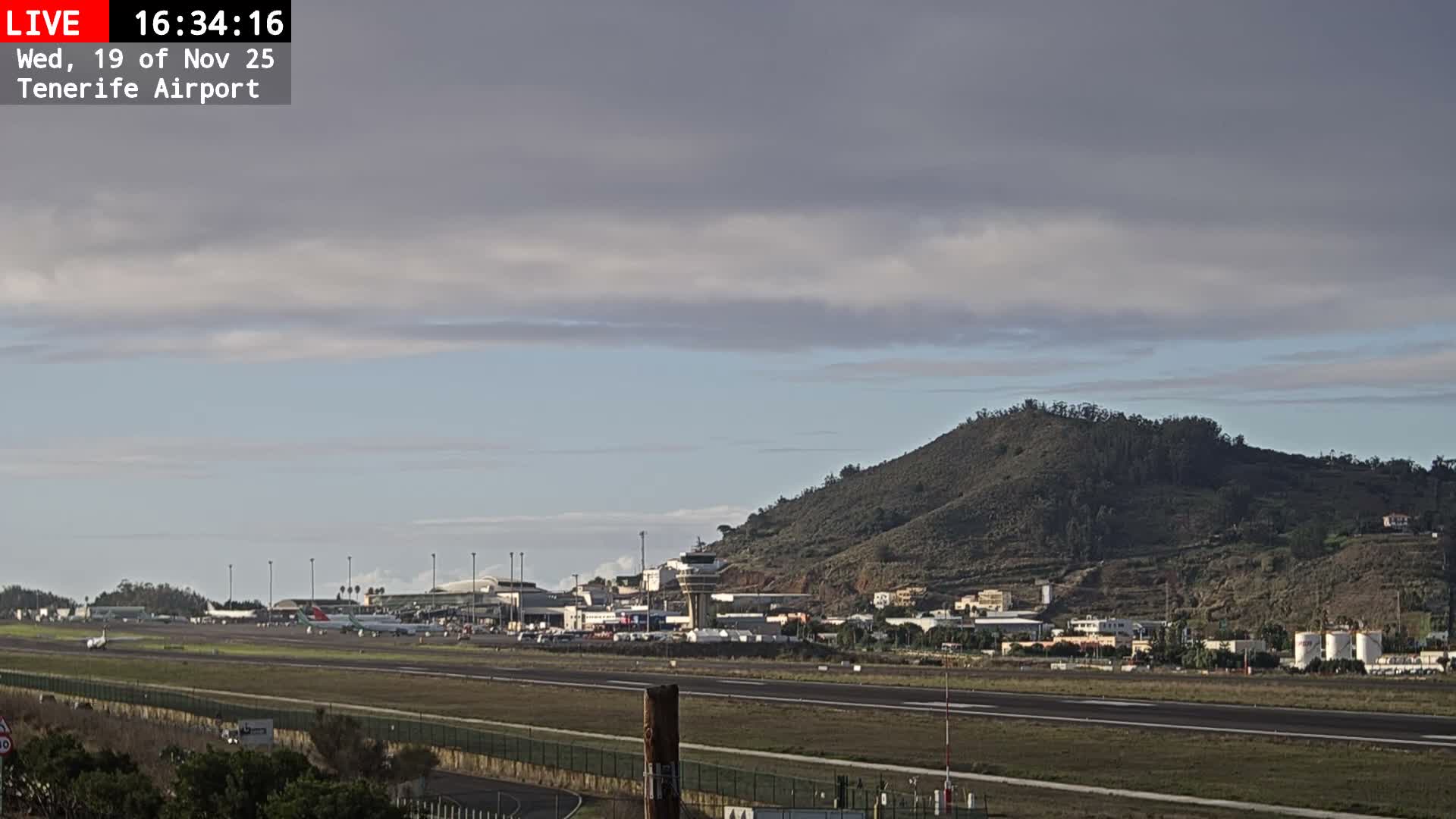 (Los Rodeos)Tenerife North Airport Live Cam - Las Palmas, Spain