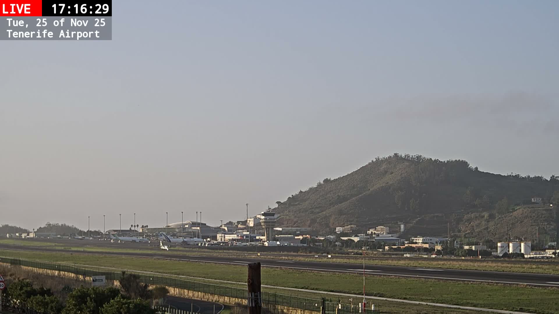 (Los Rodeos)Tenerife North Airport Live Cam - Las Palmas, Spain