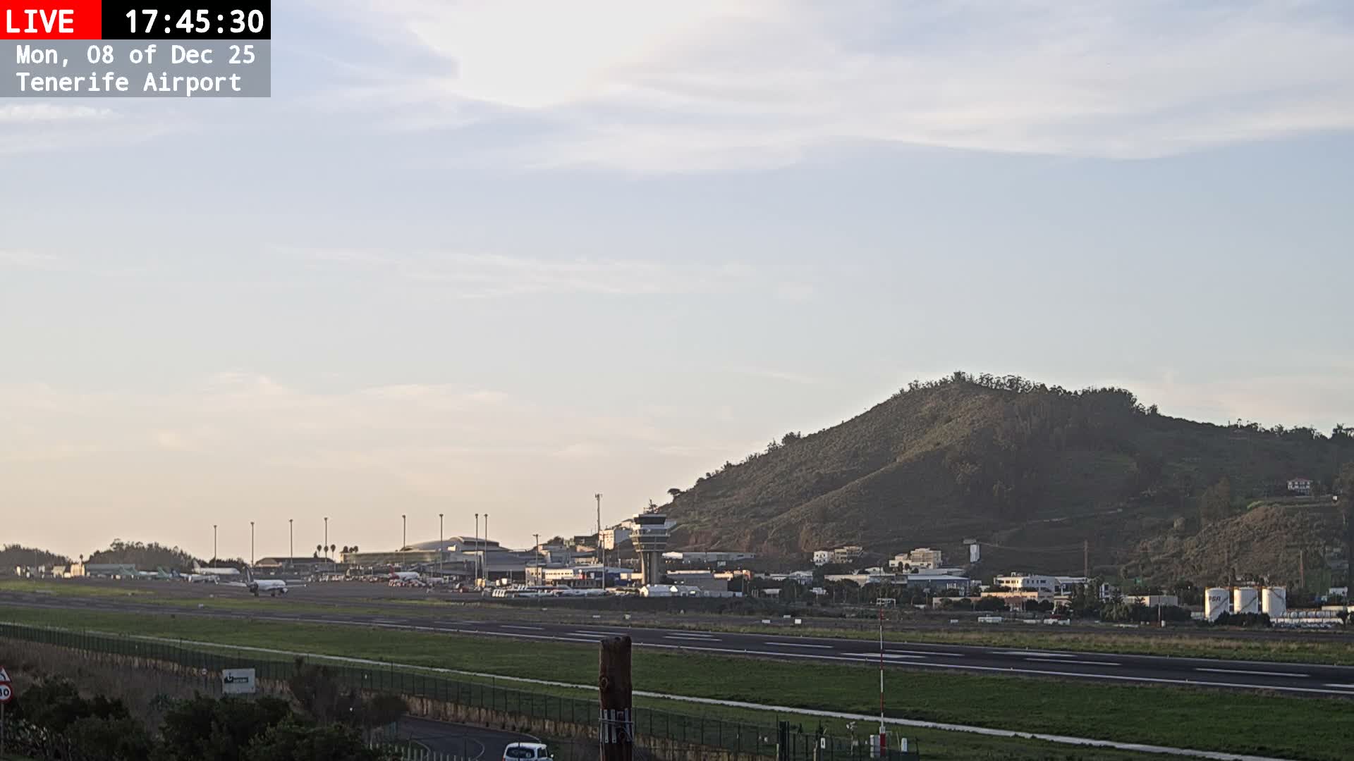 (Los Rodeos)Tenerife North Airport Live Cam - Las Palmas, Spain