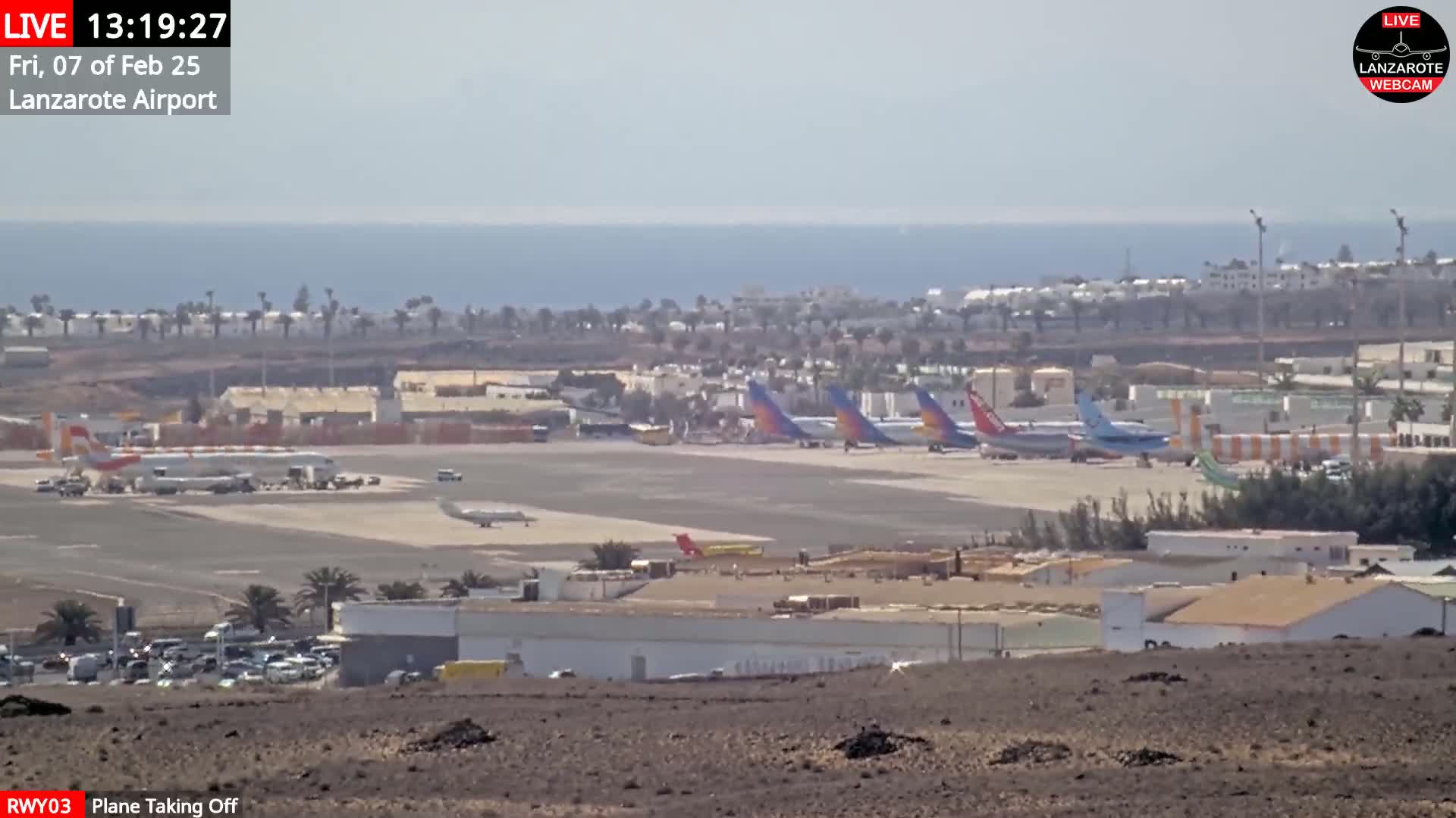 Lanzarote Airport from Outside Live Cam - Canary Islands - Las Palmas - Spain