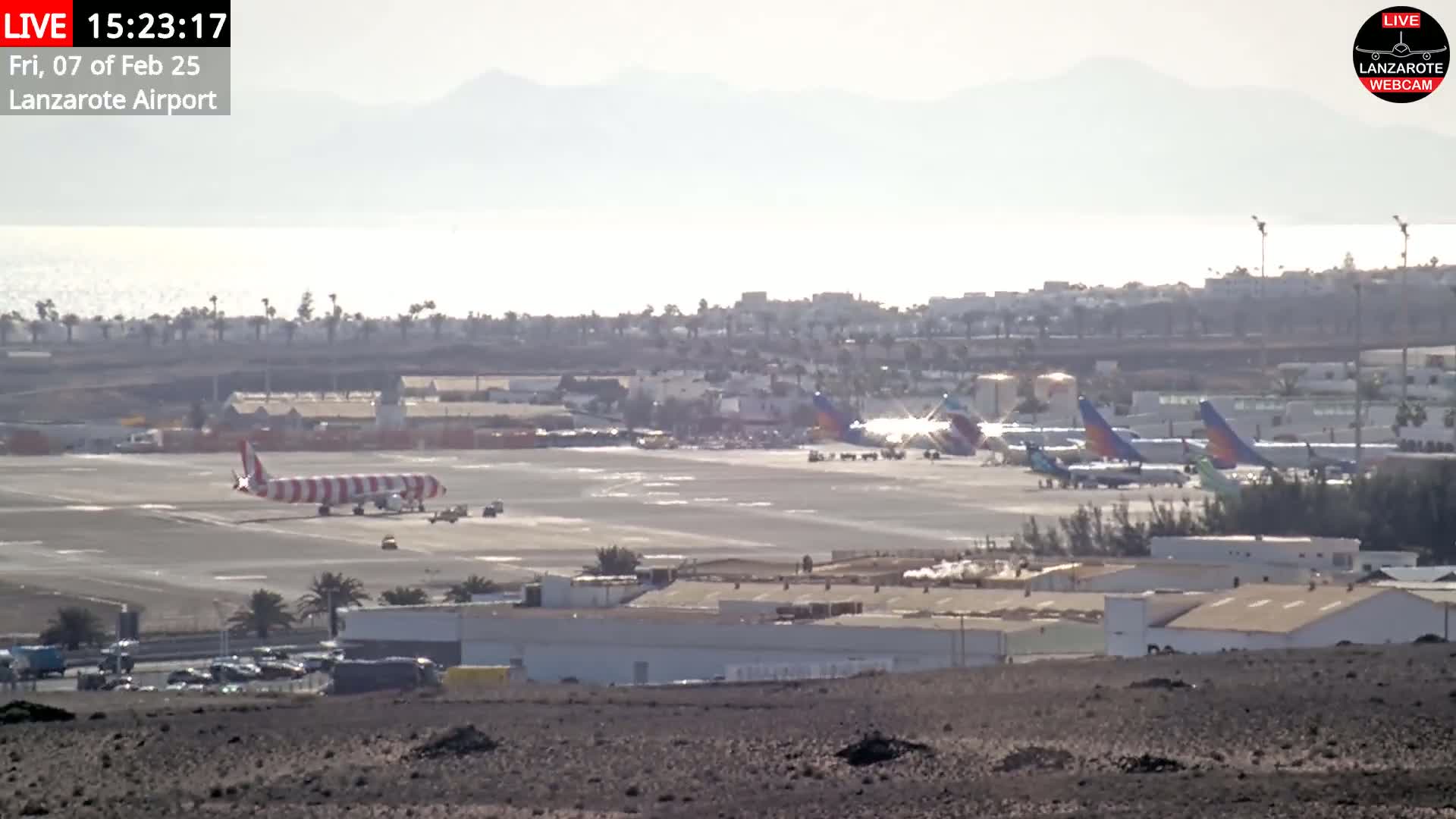 Lanzarote Airport from Outside Live Cam - Canary Islands - Las Palmas - Spain