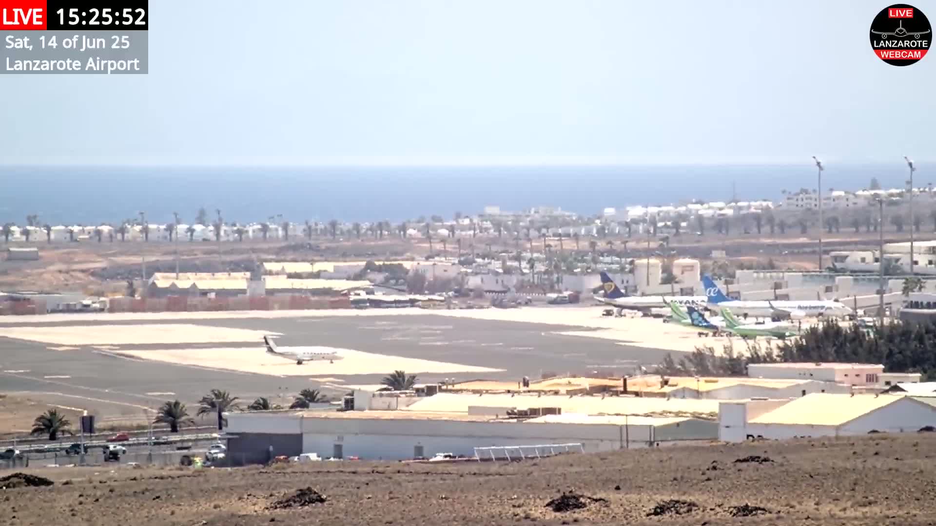 Lanzarote Airport from Outside Live Cam - Canary Islands - Las Palmas - Spain