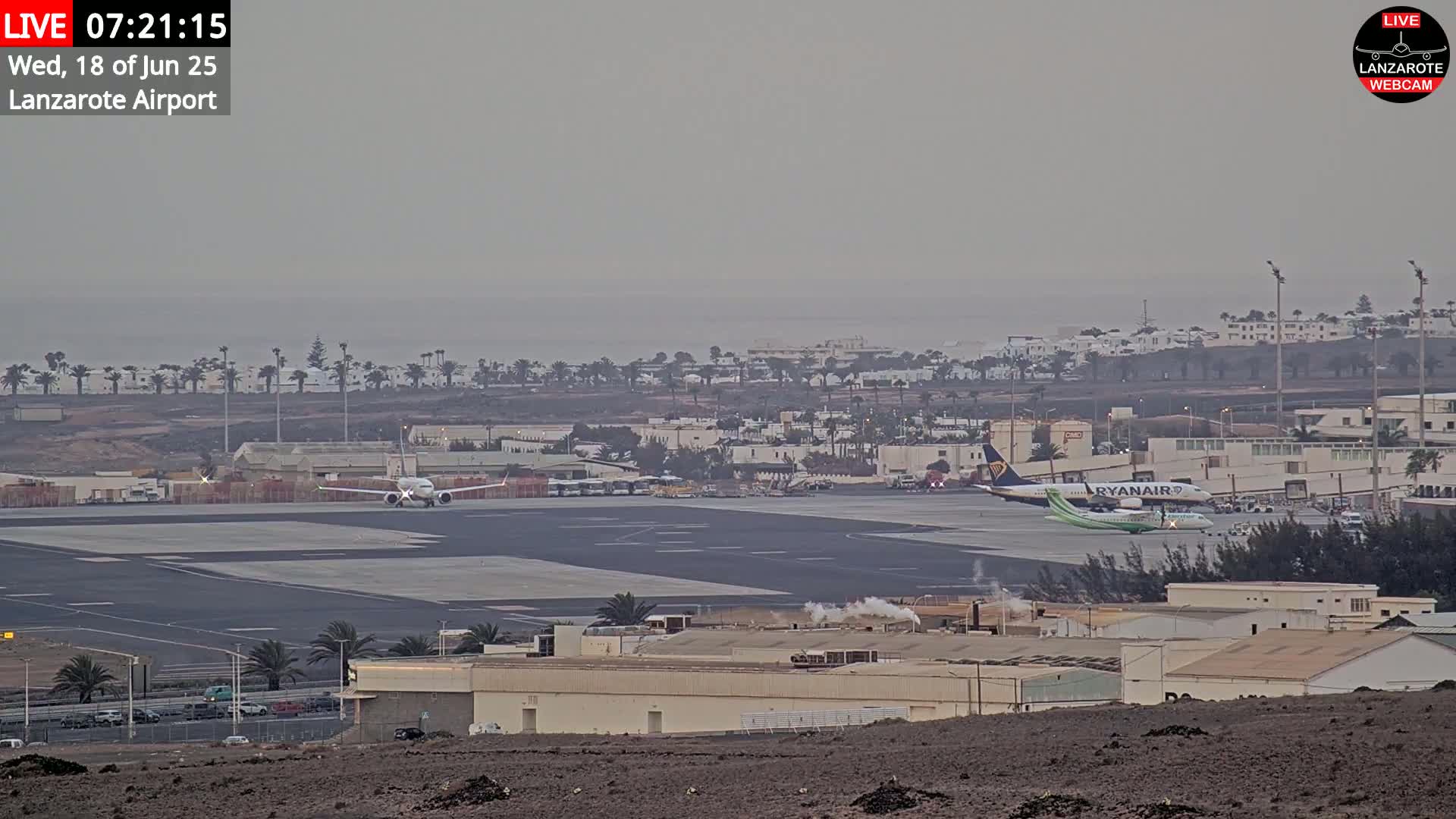 Lanzarote Airport from Outside Live Cam ACE/GCRR - Canary Islands - Las Palmas - Spain