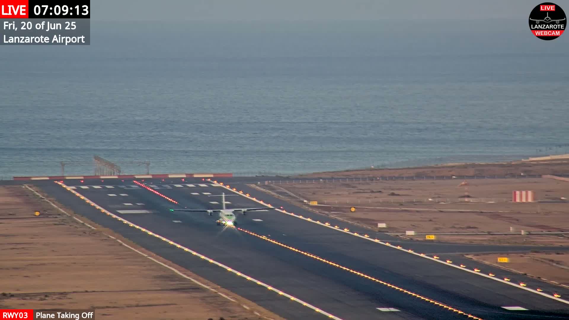 Lanzarote Airport from Outside Live Cam ACE/GCRR - Canary Islands - Las Palmas - Spain