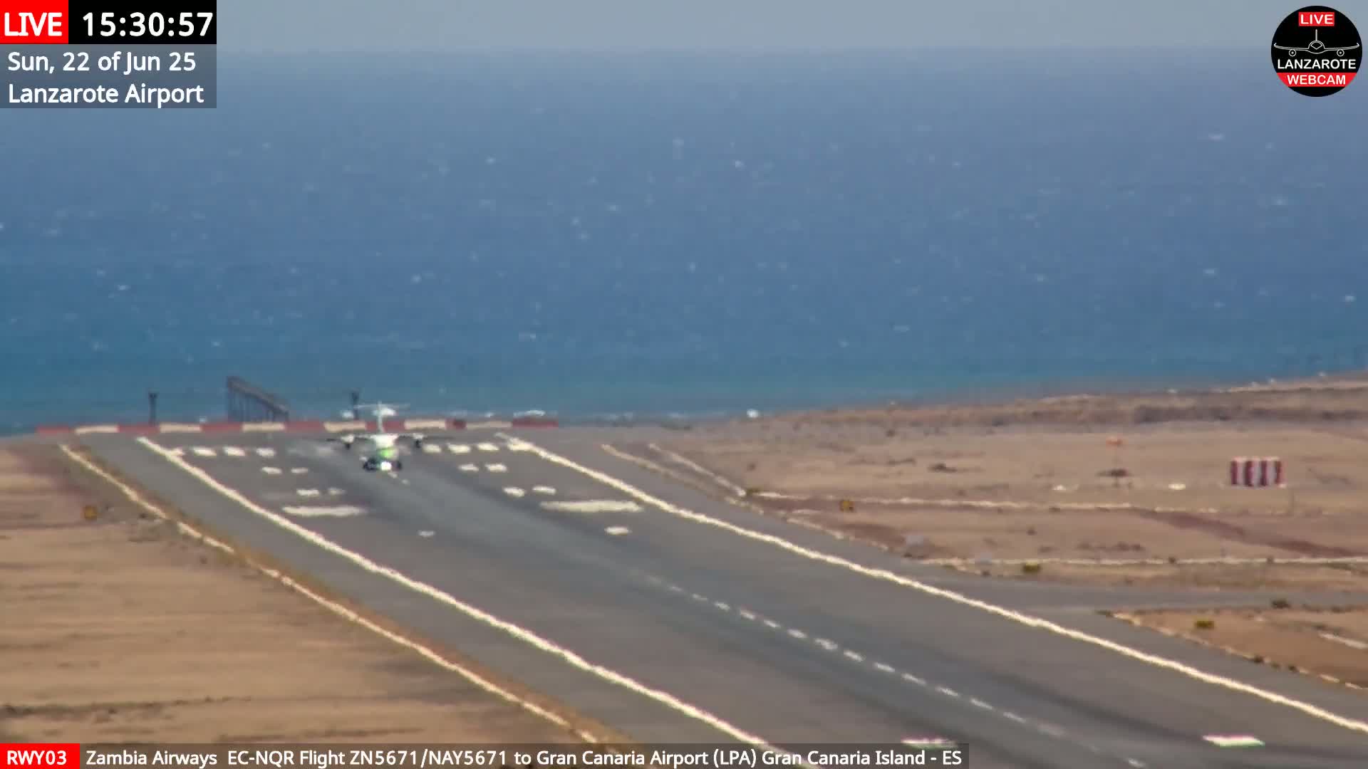 Lanzarote Airport from Outside Live Cam - Canary Islands - Las Palmas - Spain