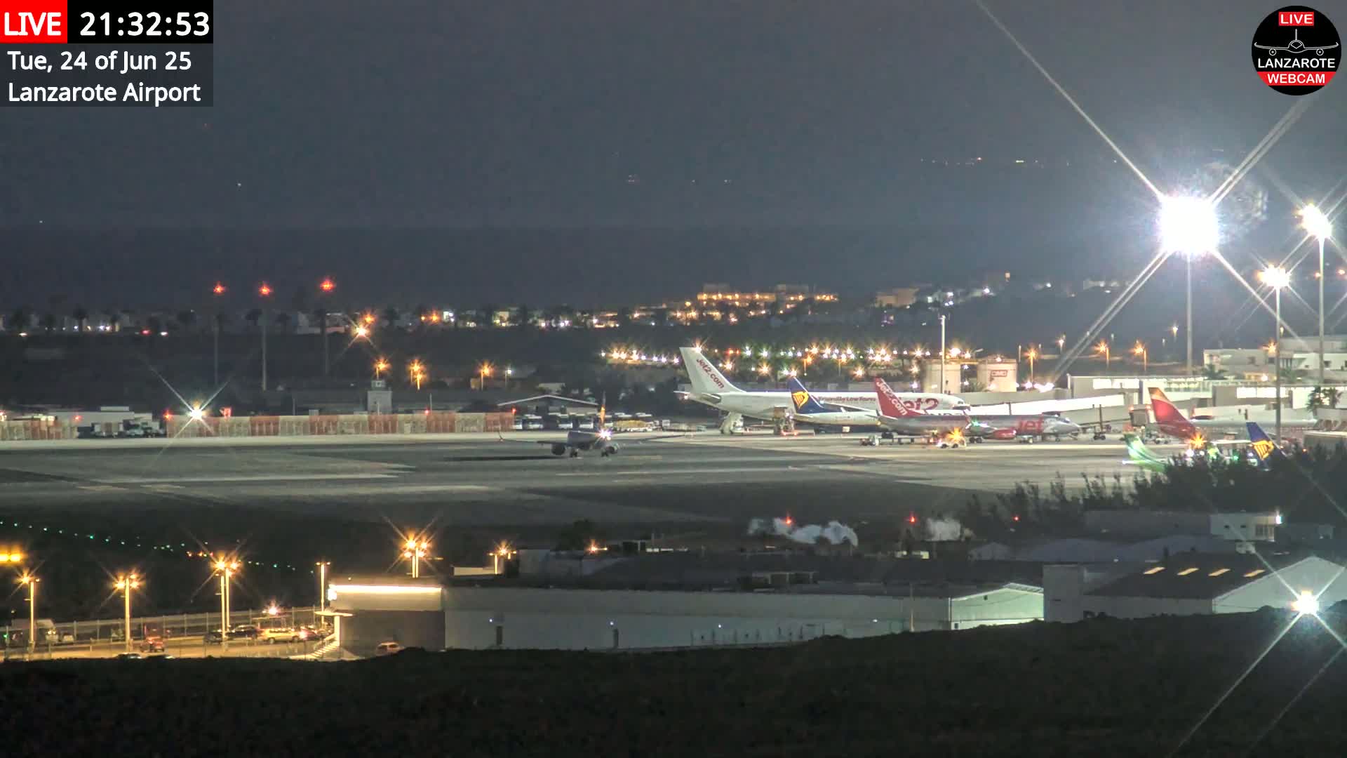 Lanzarote Airport from Outside Live Cam ACE/GCRR - Canary Islands - Las Palmas - Spain