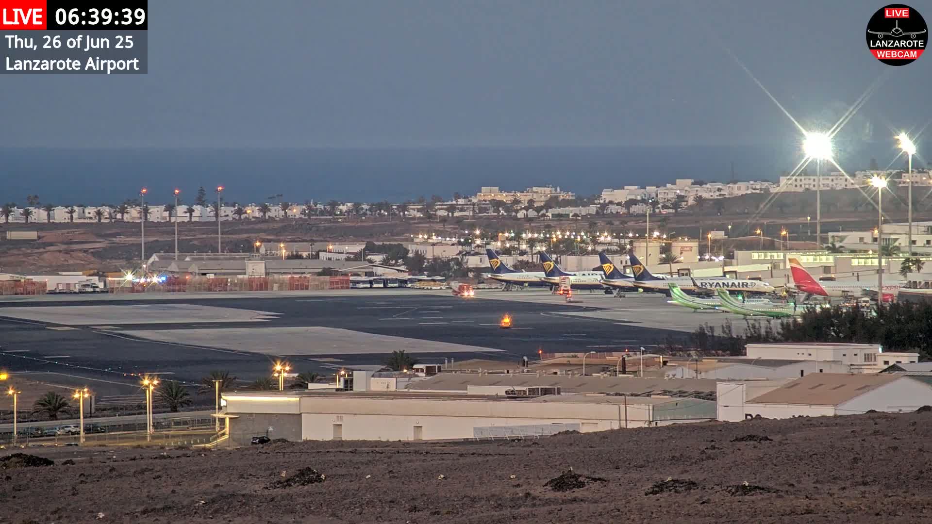 Lanzarote Airport from Outside Live Cam ACE/GCRR - Canary Islands - Las Palmas - Spain