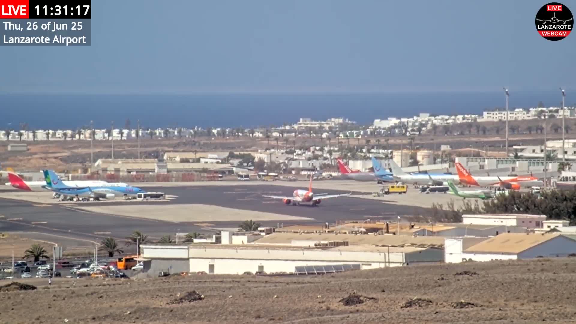 Lanzarote Airport from Outside Live Cam ACE/GCRR - Canary Islands - Las Palmas - Spain