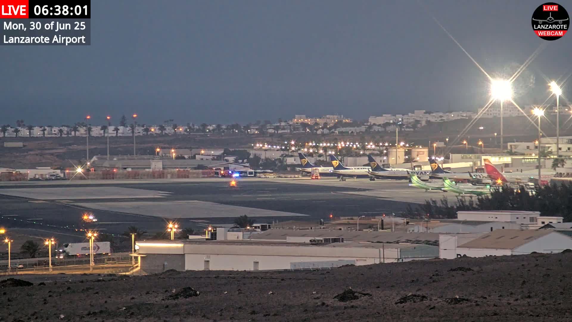 Lanzarote Airport from Outside Live Cam ACE/GCRR - Canary Islands - Las Palmas - Spain