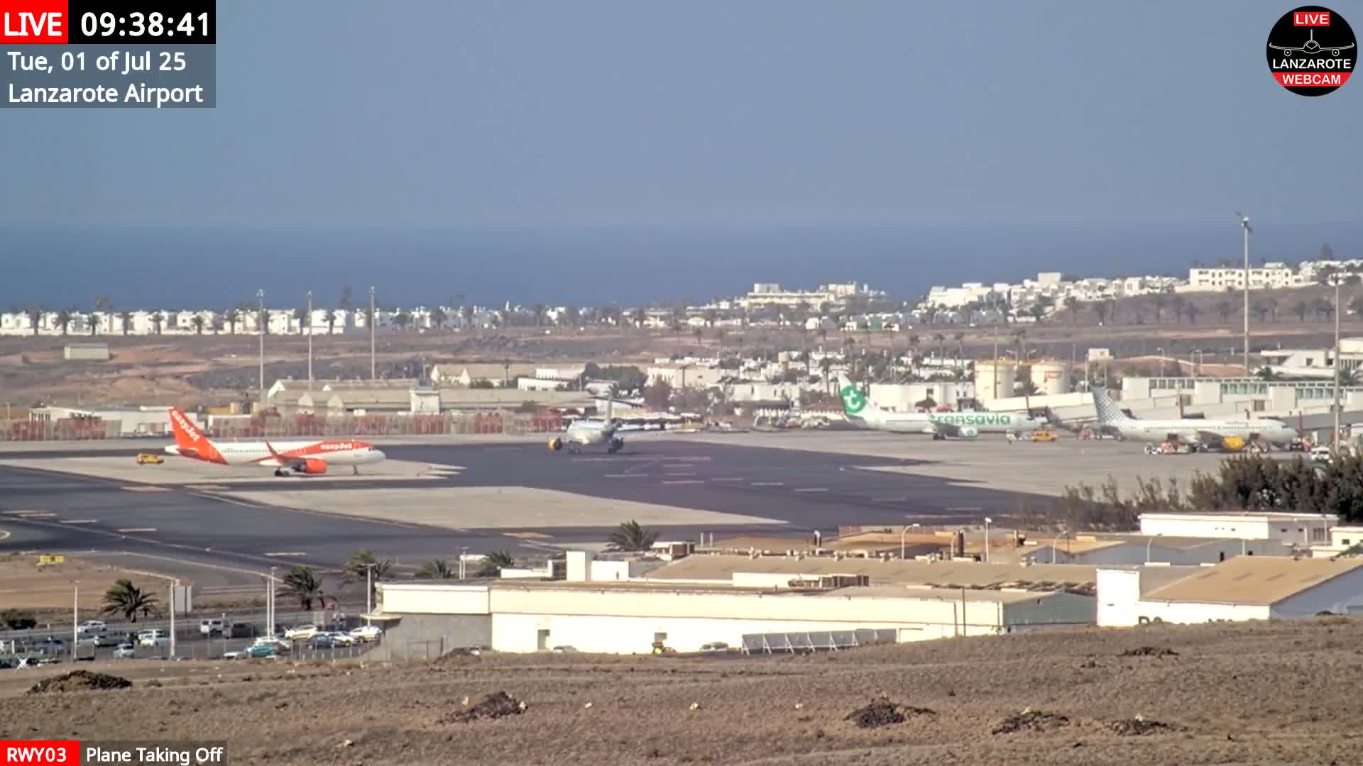 Lanzarote Airport from Outside Live Cam ACE/GCRR - Canary Islands - Las Palmas - Spain