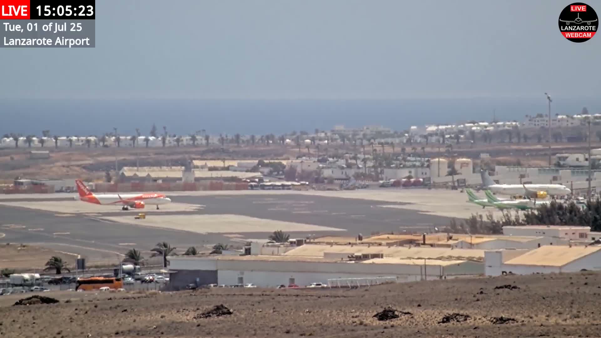 Lanzarote Airport from Outside Live Cam ACE/GCRR - Canary Islands - Las Palmas - Spain