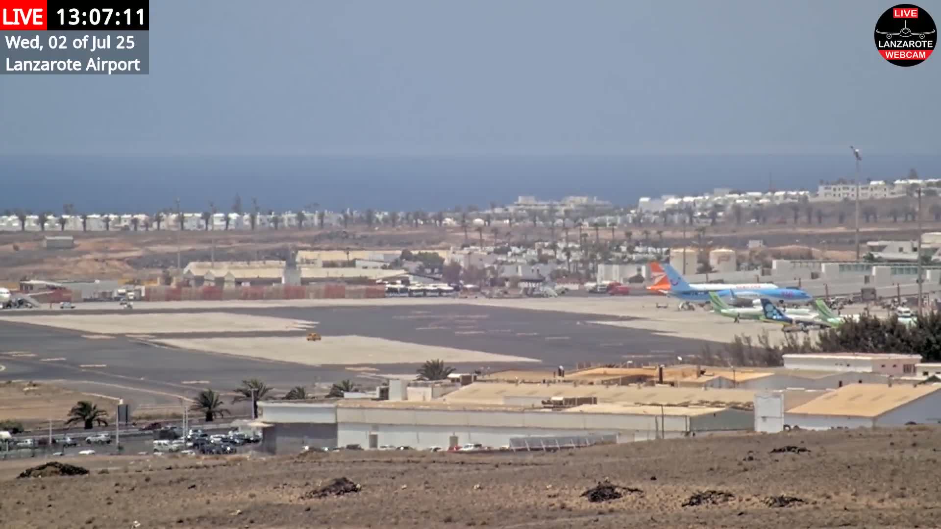 Lanzarote Airport from Outside Live Cam ACE/GCRR - Canary Islands - Las Palmas - Spain