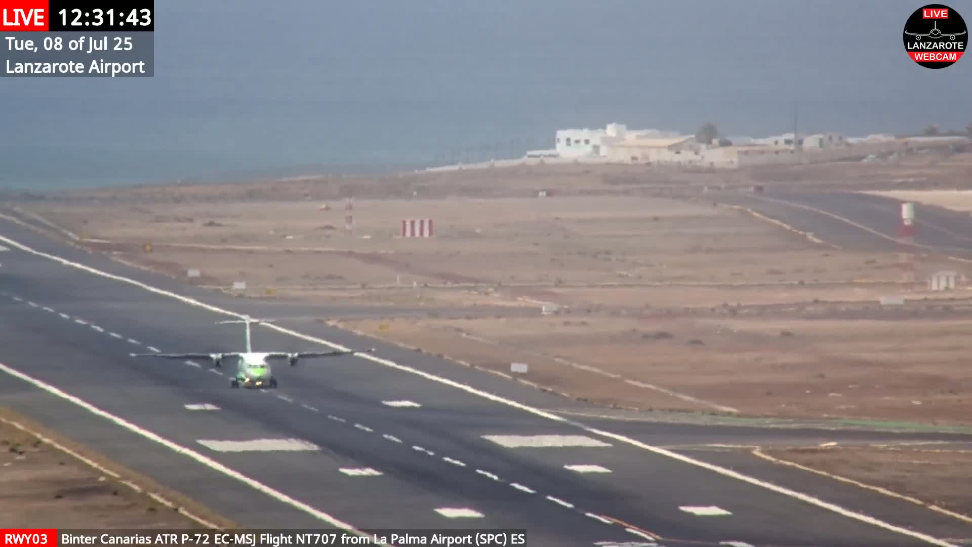 Lanzarote Airport from Outside Live Cam ACE/GCRR - Canary Islands - Las Palmas - Spain