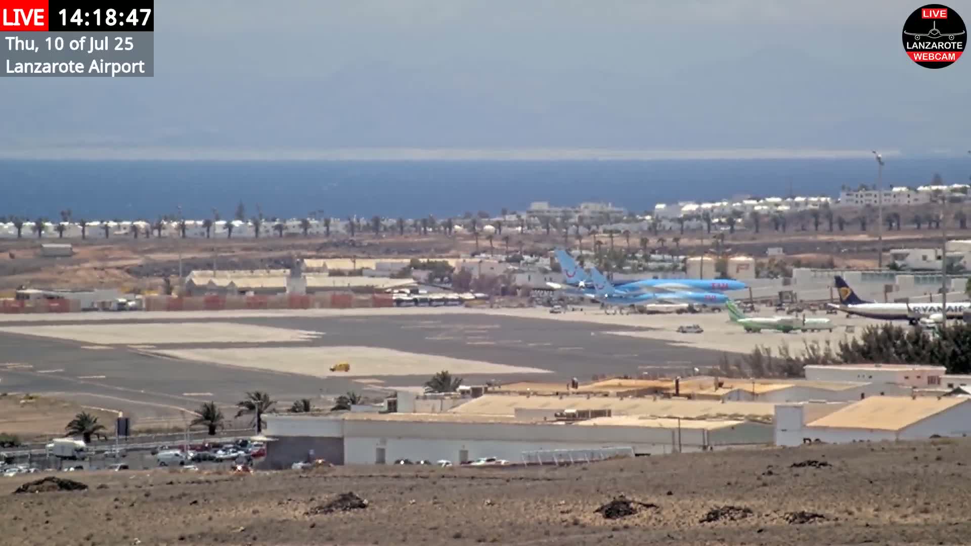 Lanzarote Airport from Outside Live Cam ACE/GCRR - Canary Islands - Las Palmas - Spain