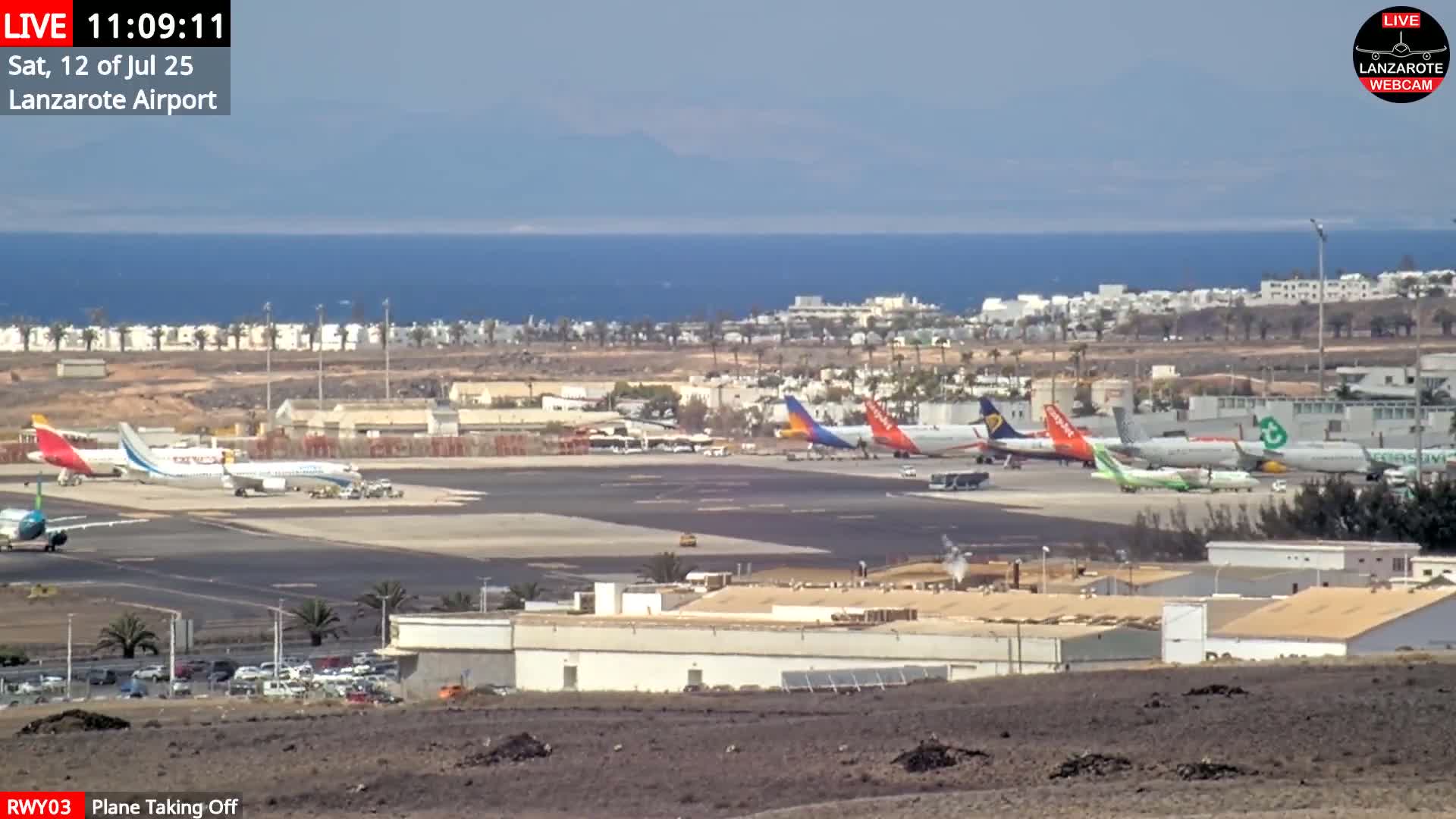 Lanzarote Airport from Outside Live Cam ACE/GCRR - Canary Islands - Las Palmas - Spain