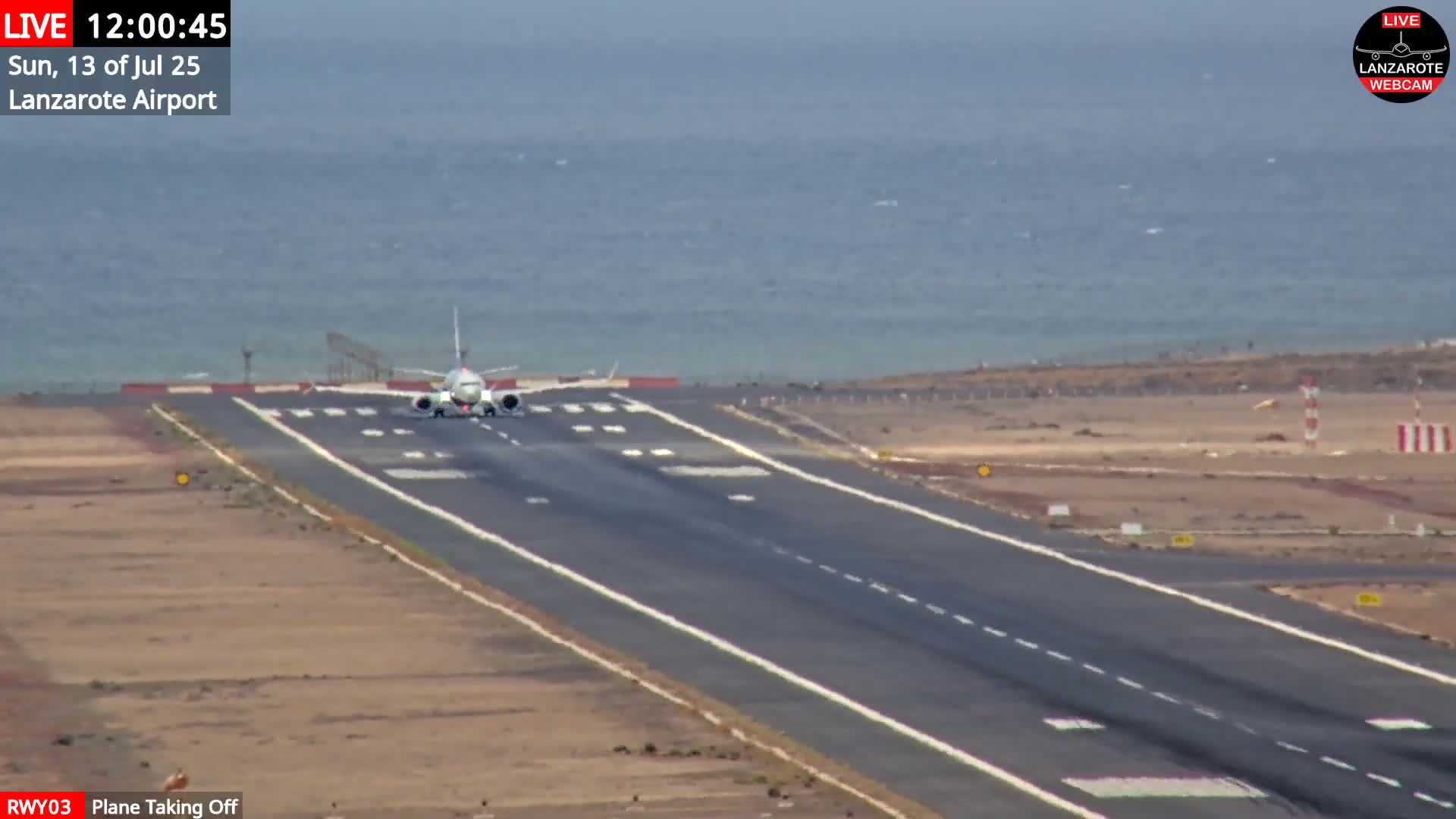 Lanzarote Airport from Outside Live Cam ACE/GCRR - Canary Islands - Las Palmas - Spain
