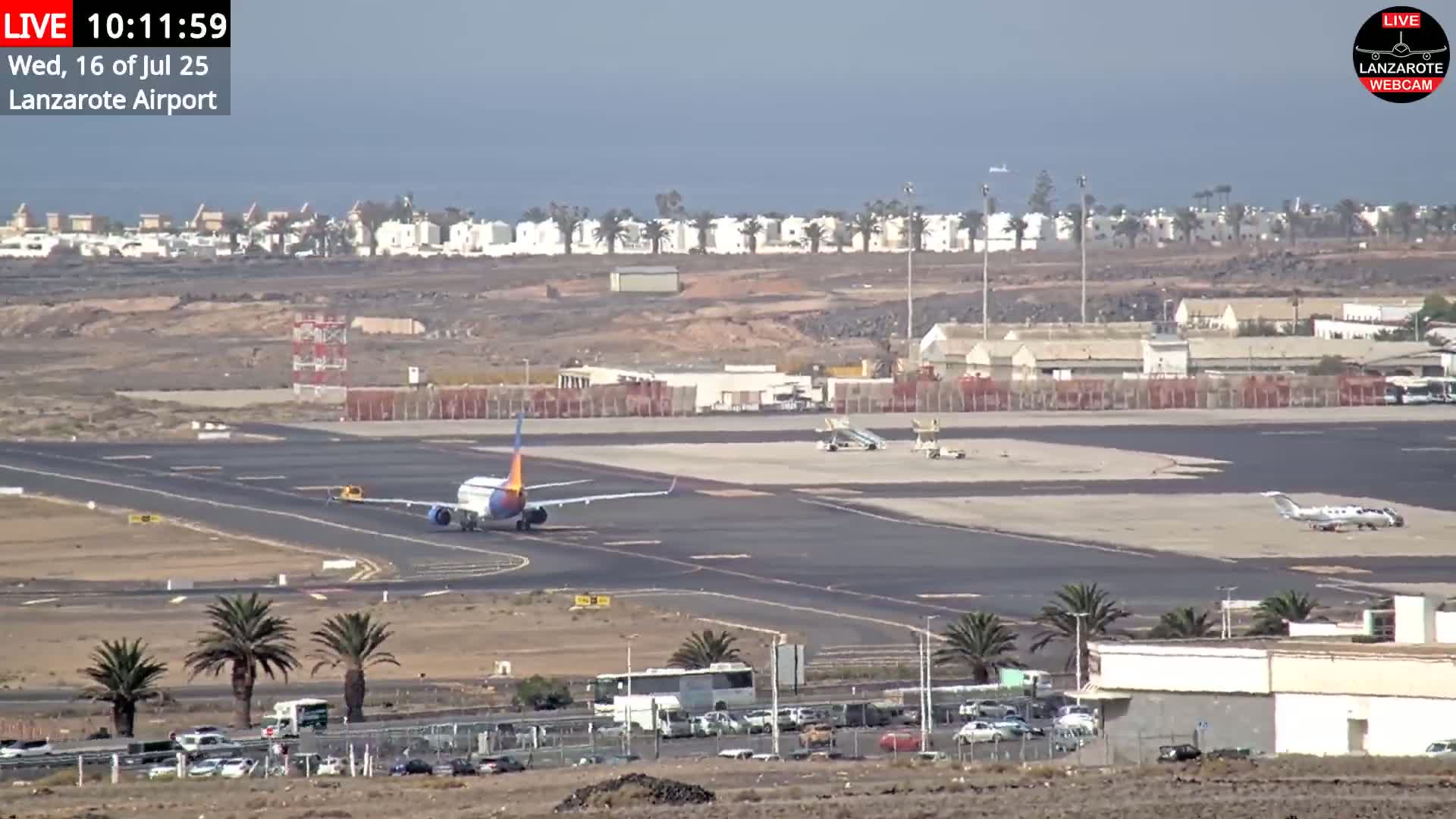 Lanzarote Airport from Outside Live Cam ACE/GCRR - Canary Islands - Las Palmas - Spain