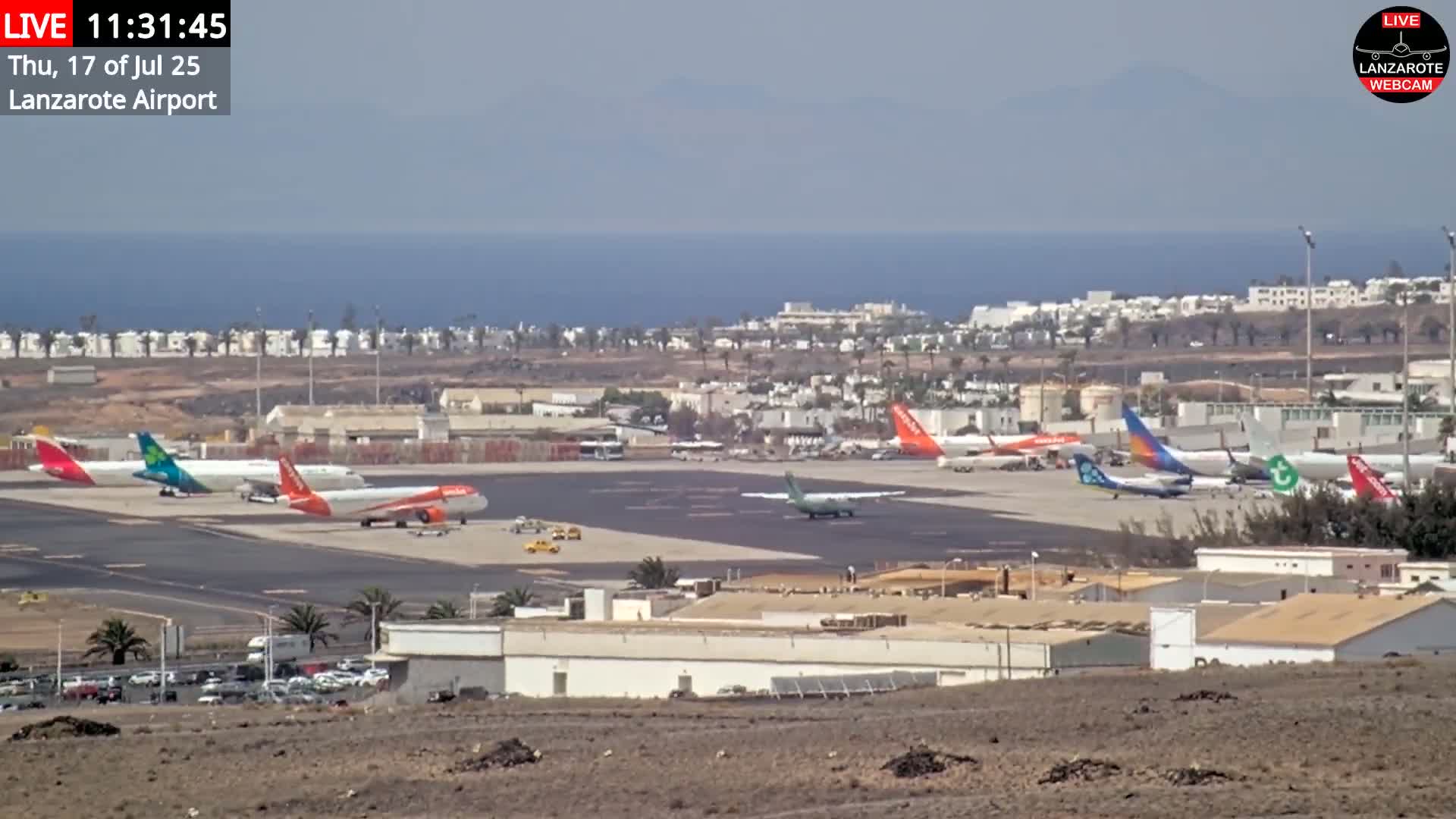 Lanzarote Airport from Outside Live Cam ACE/GCRR - Canary Islands - Las Palmas - Spain