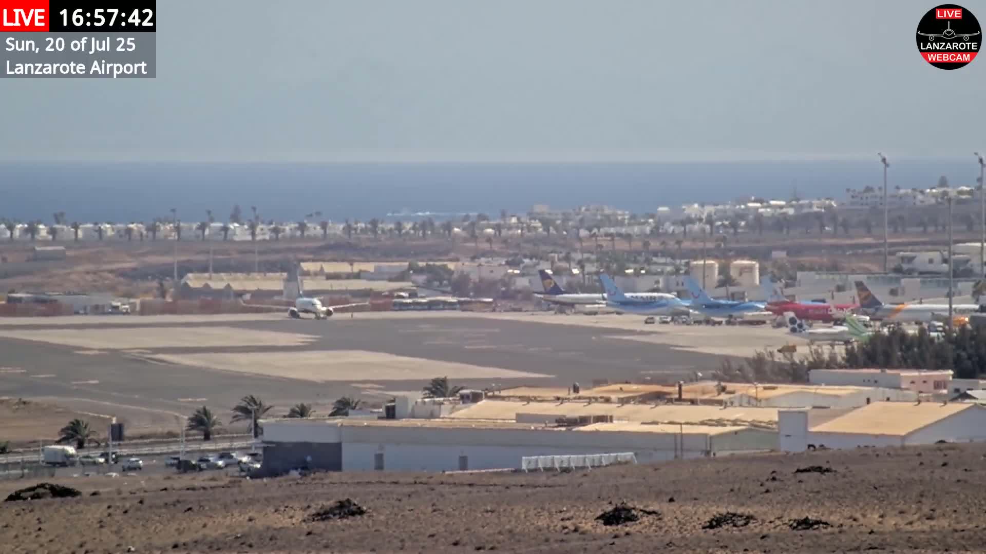 Lanzarote Airport from Outside Live Cam ACE/GCRR - Canary Islands - Las Palmas - Spain