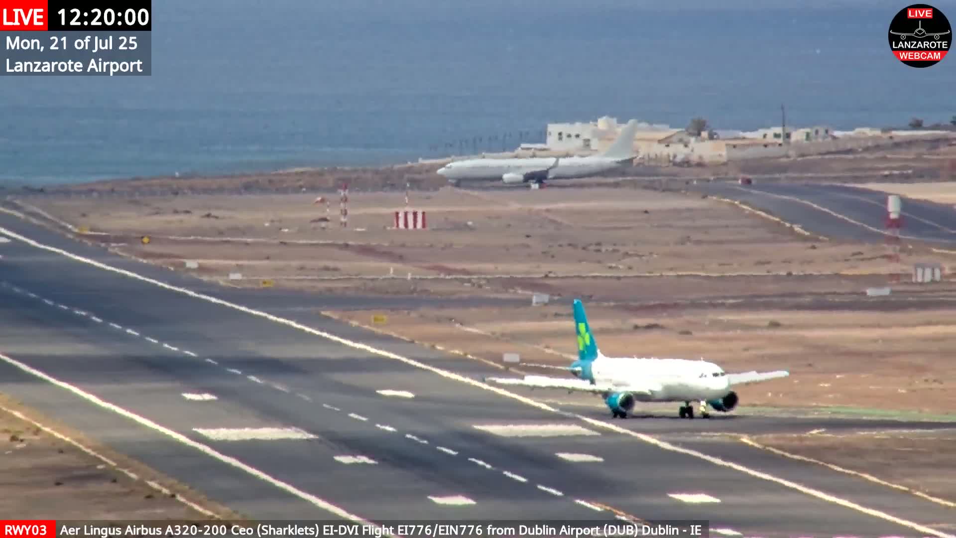 Lanzarote Airport from Outside Live Cam ACE/GCRR - Canary Islands - Las Palmas - Spain