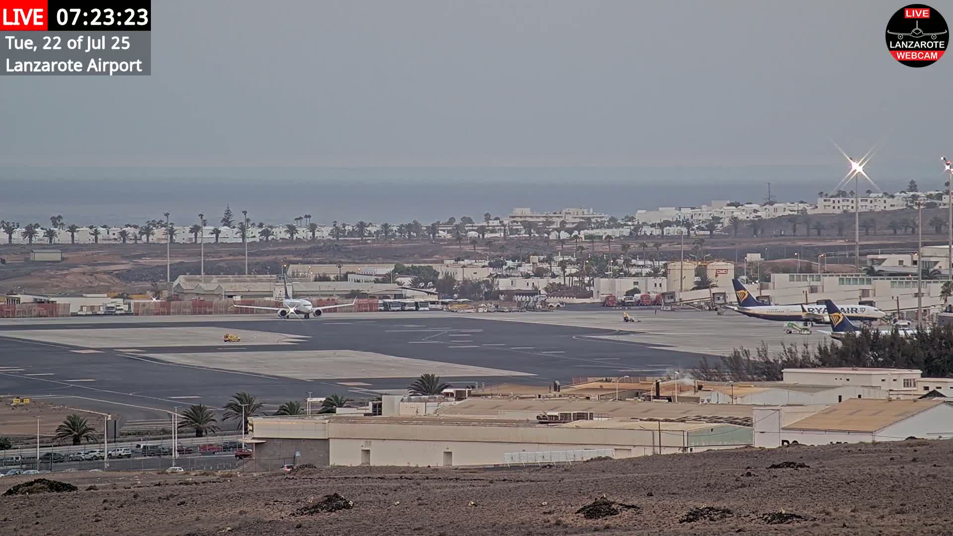 Lanzarote Airport from Outside Live Cam ACE/GCRR - Canary Islands - Las Palmas - Spain