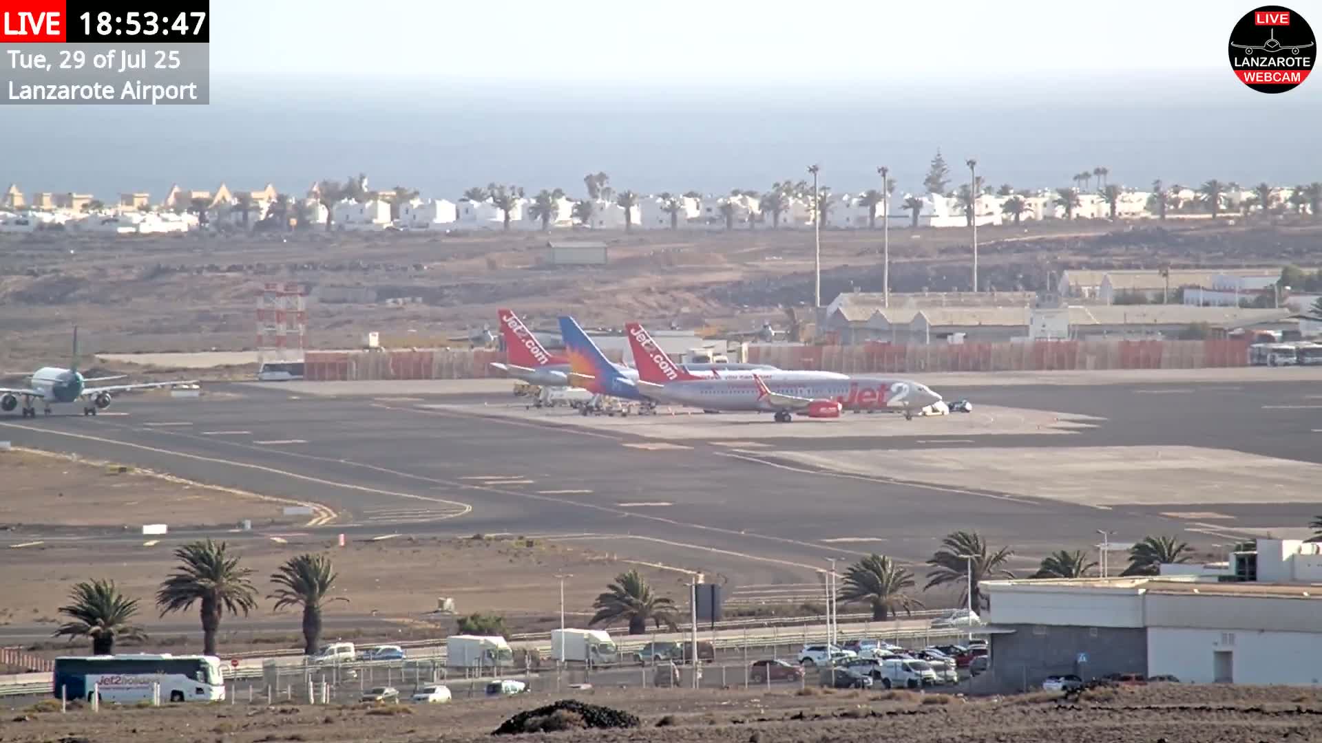 Lanzarote Airport from Outside Live Cam ACE/GCRR - Canary Islands - Las Palmas - Spain