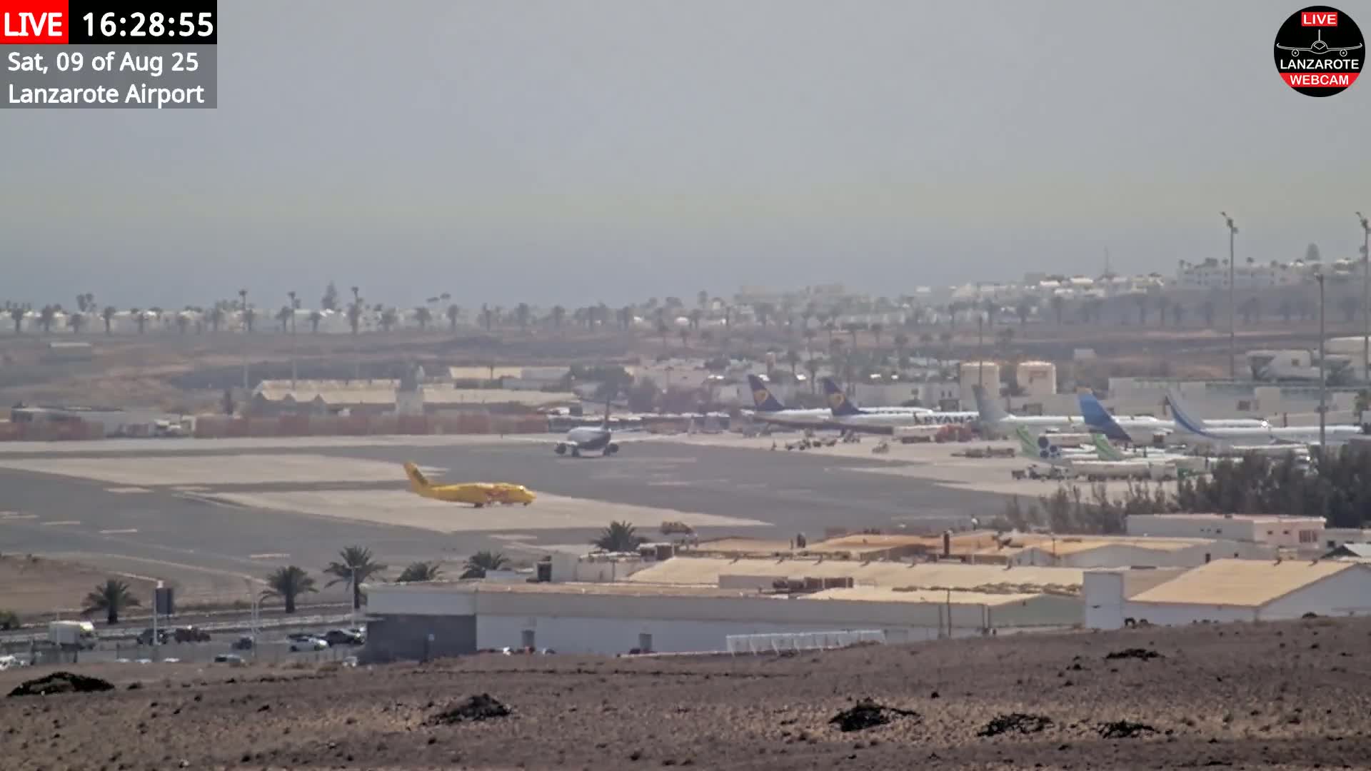 Lanzarote Airport from Outside Live Cam ACE/GCRR - Canary Islands - Las Palmas - Spain