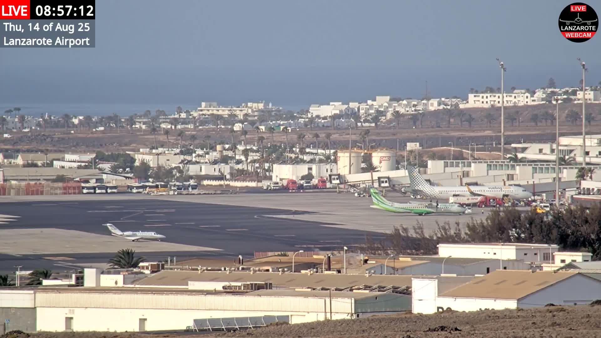 Lanzarote Airport from Outside Live Cam ACE/GCRR - Canary Islands - Las Palmas - Spain