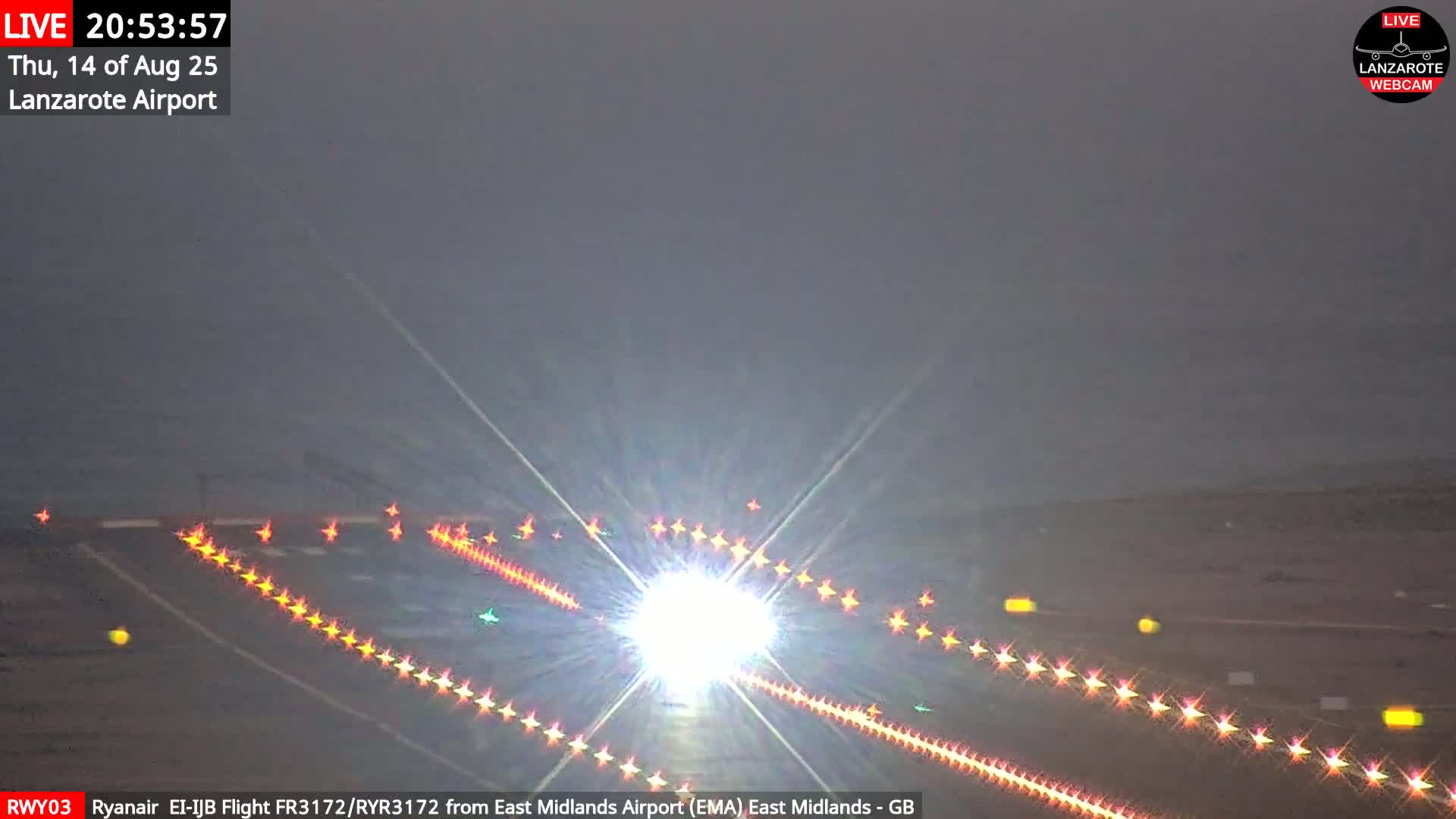 Lanzarote Airport from Outside Live Cam ACE/GCRR - Canary Islands - Las Palmas - Spain