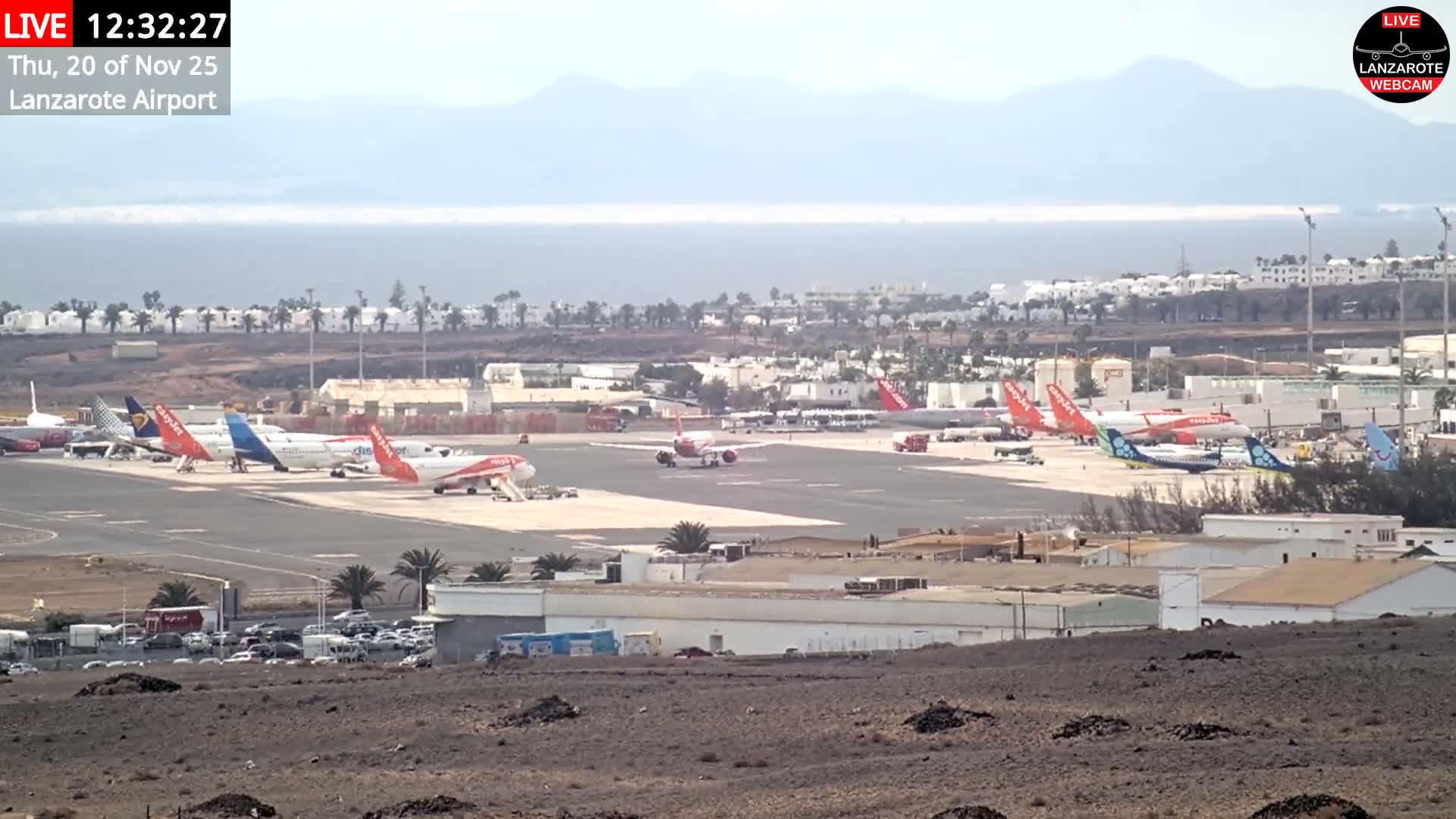 Lanzarote Airport from Outside Live Cam ACE/GCRR - Canary Islands - Las Palmas - Spain
